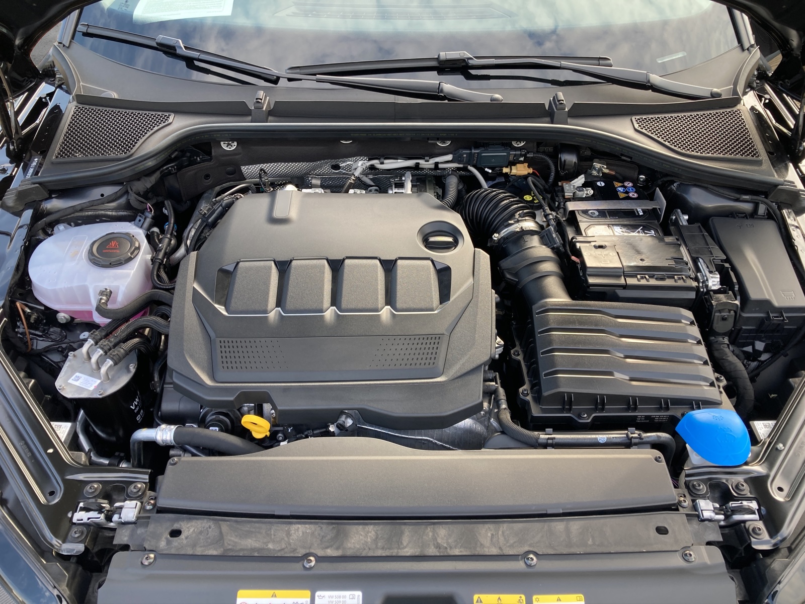 Fahrzeugabbildung SKODA Octavia Combi 2.0 TDI Selection LED-Scheinwerfer, Digital Cockpit, SmartLink