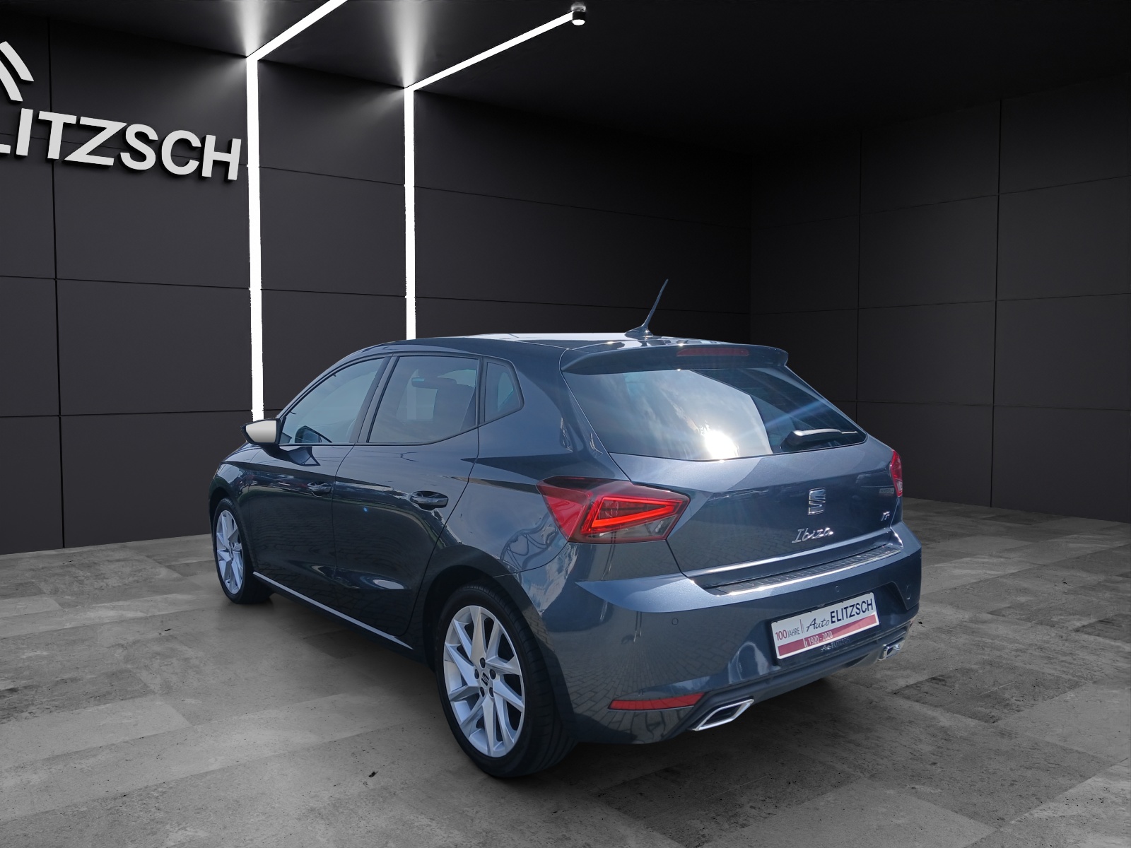 Fahrzeugabbildung SEAT Ibiza TSI FR-Line LED Pano ACC RFK SH LM
