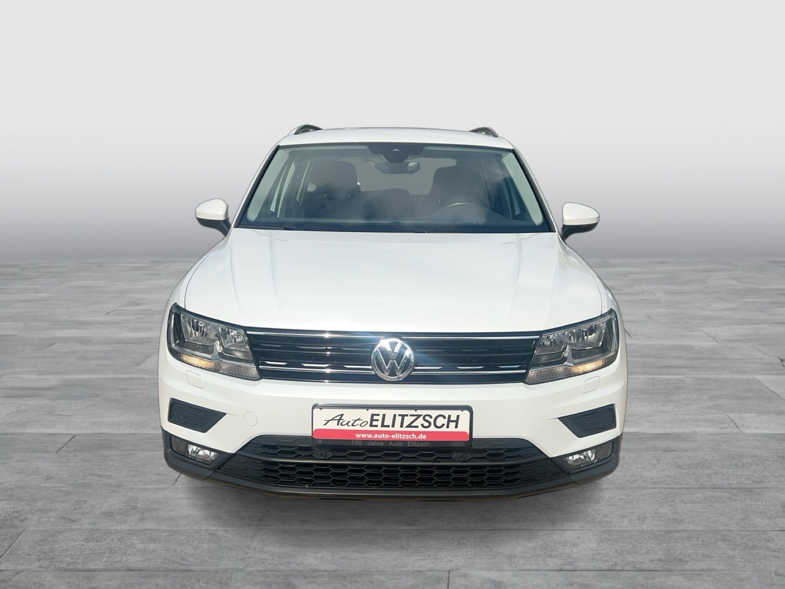 Fahrzeugabbildung Volkswagen Tiguan TDI Comfortline DSG 4M NAVI ACC AHK SH