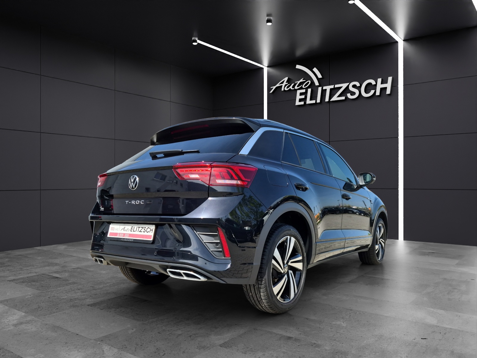 Fahrzeugabbildung Volkswagen T-Roc TSI R-line DSG LED Navi AID ACC RFK SH 18