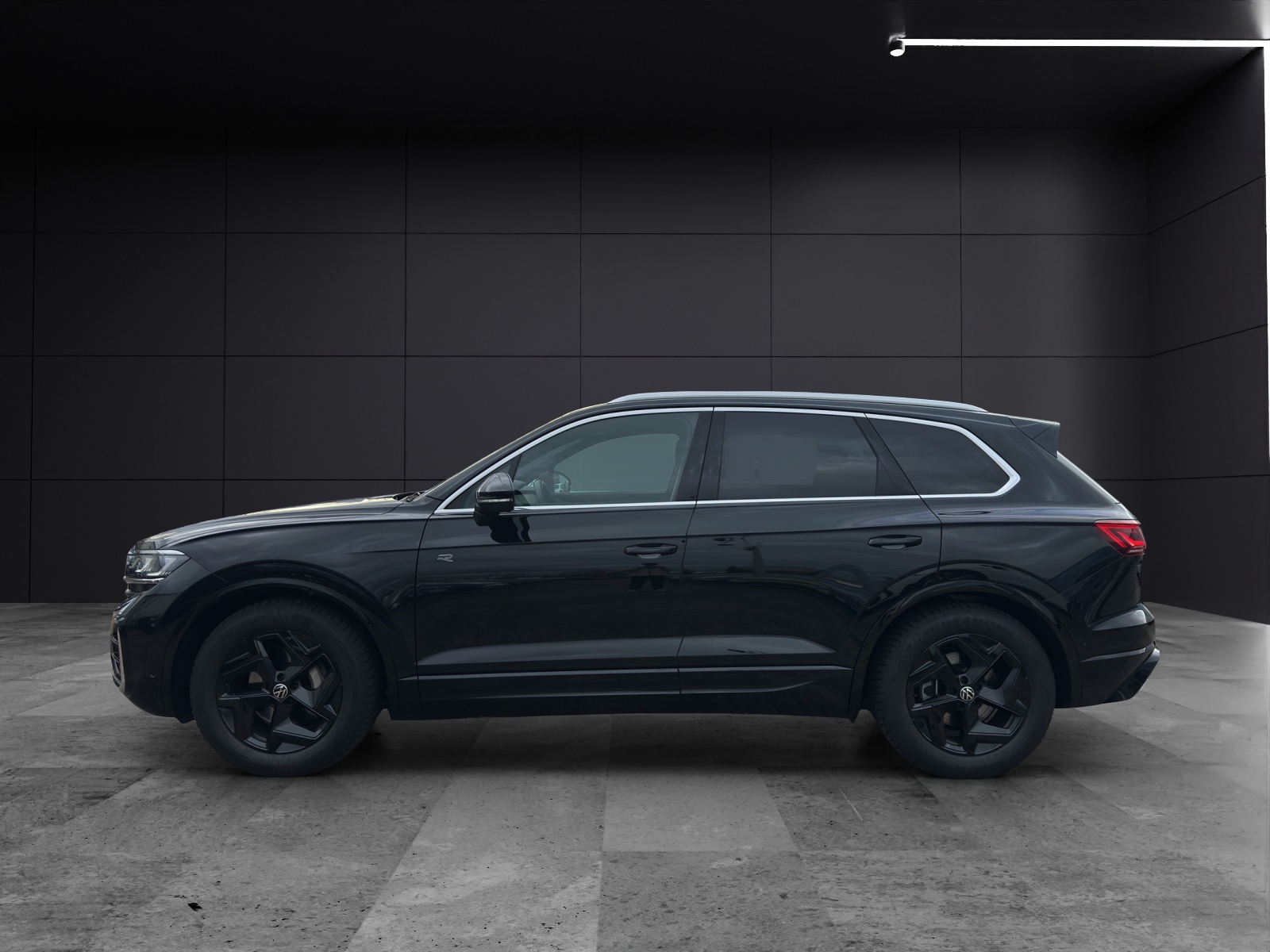 Fahrzeugabbildung Volkswagen Touareg 3.0 TDI 4M R-Line AHK MATRIX