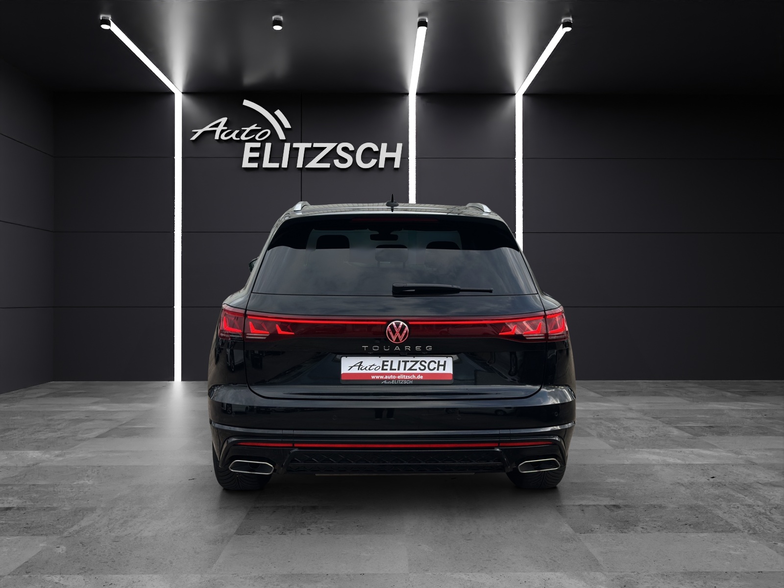 Fahrzeugabbildung Volkswagen Touareg 3.0 TDI 4M R-Line AHK MATRIX