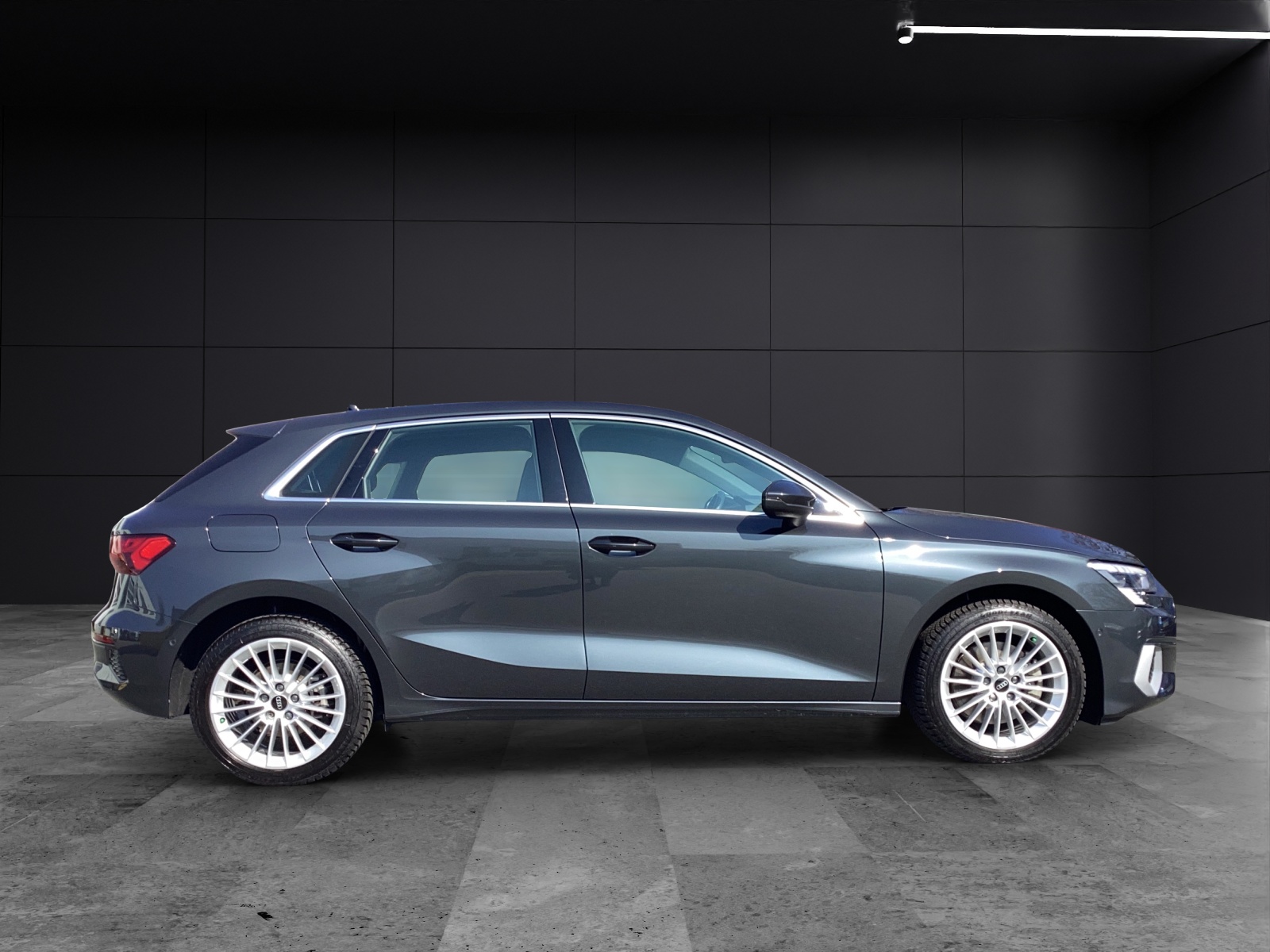 Fahrzeugabbildung Audi A3 Sportback 35 TFSI advanced Matrix-LED Sportsitze