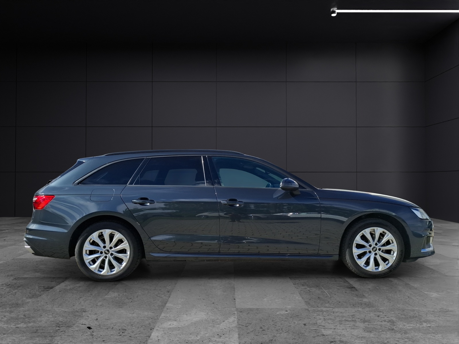 Fahrzeugabbildung Audi A4 Avant 35 TDI advanced S-tronic Navi AVC HUD B&O SH