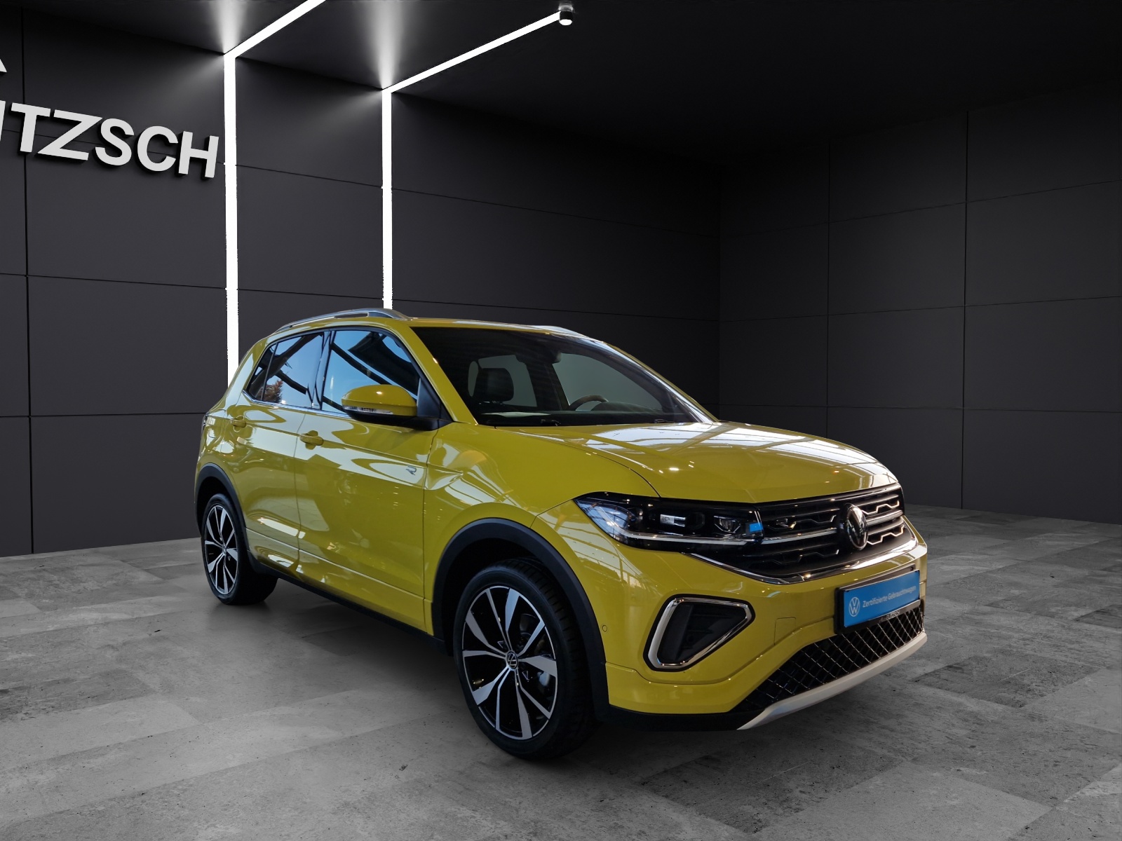 Fahrzeugabbildung Volkswagen T-Cross R-Line DSG Matrix AHK RFK Beats AppCon ACC SH NAVI