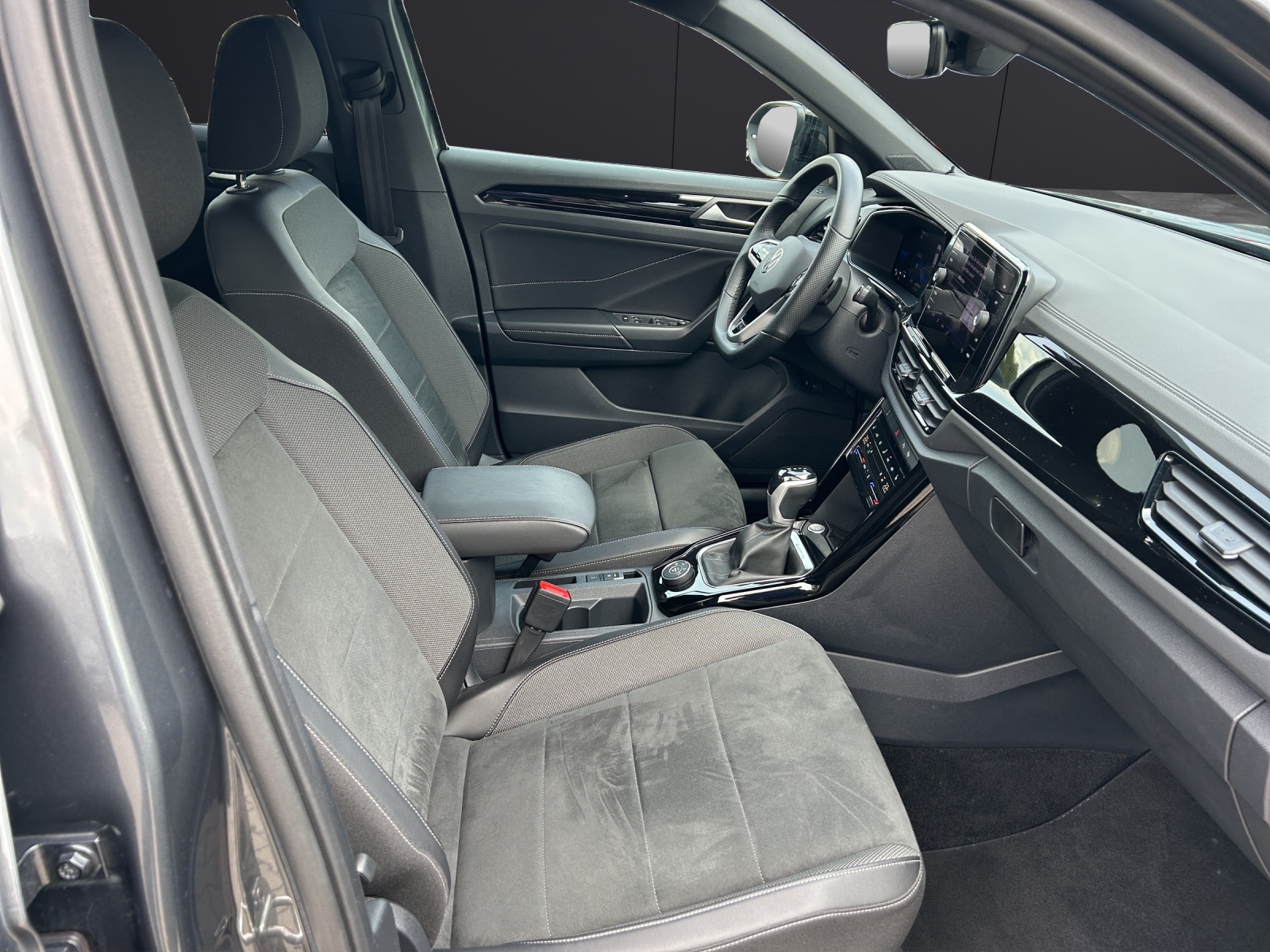 Fahrzeugabbildung Volkswagen T-Roc 2.0 TSI R-Line 4M MATRIX Standhzg Navi ACC SHZ VC