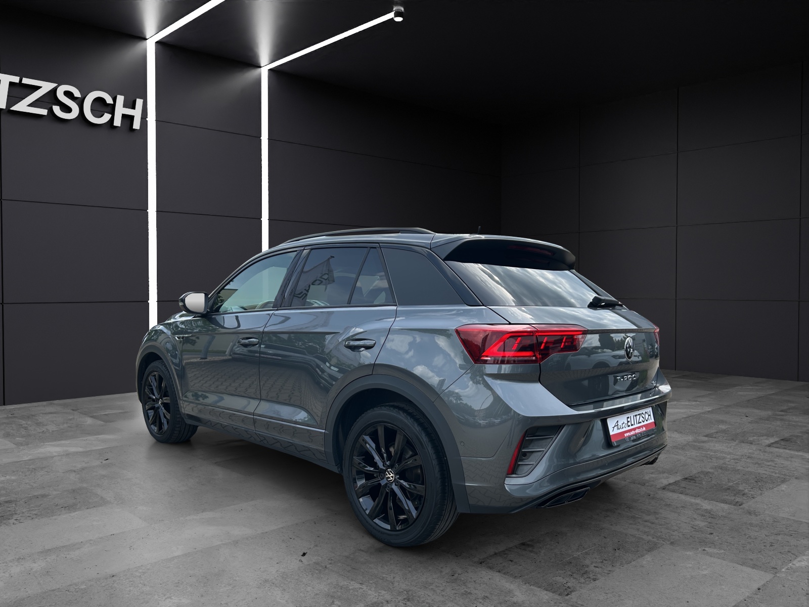 Fahrzeugabbildung Volkswagen T-Roc 2.0 TSI R-Line 4M MATRIX Standhzg Navi ACC SHZ VC