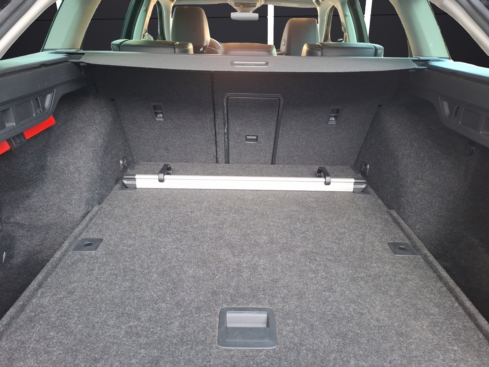 Fahrzeugabbildung SKODA Octavia Combi TSI Style Matrix Navi HUD ACC AHK SH 18