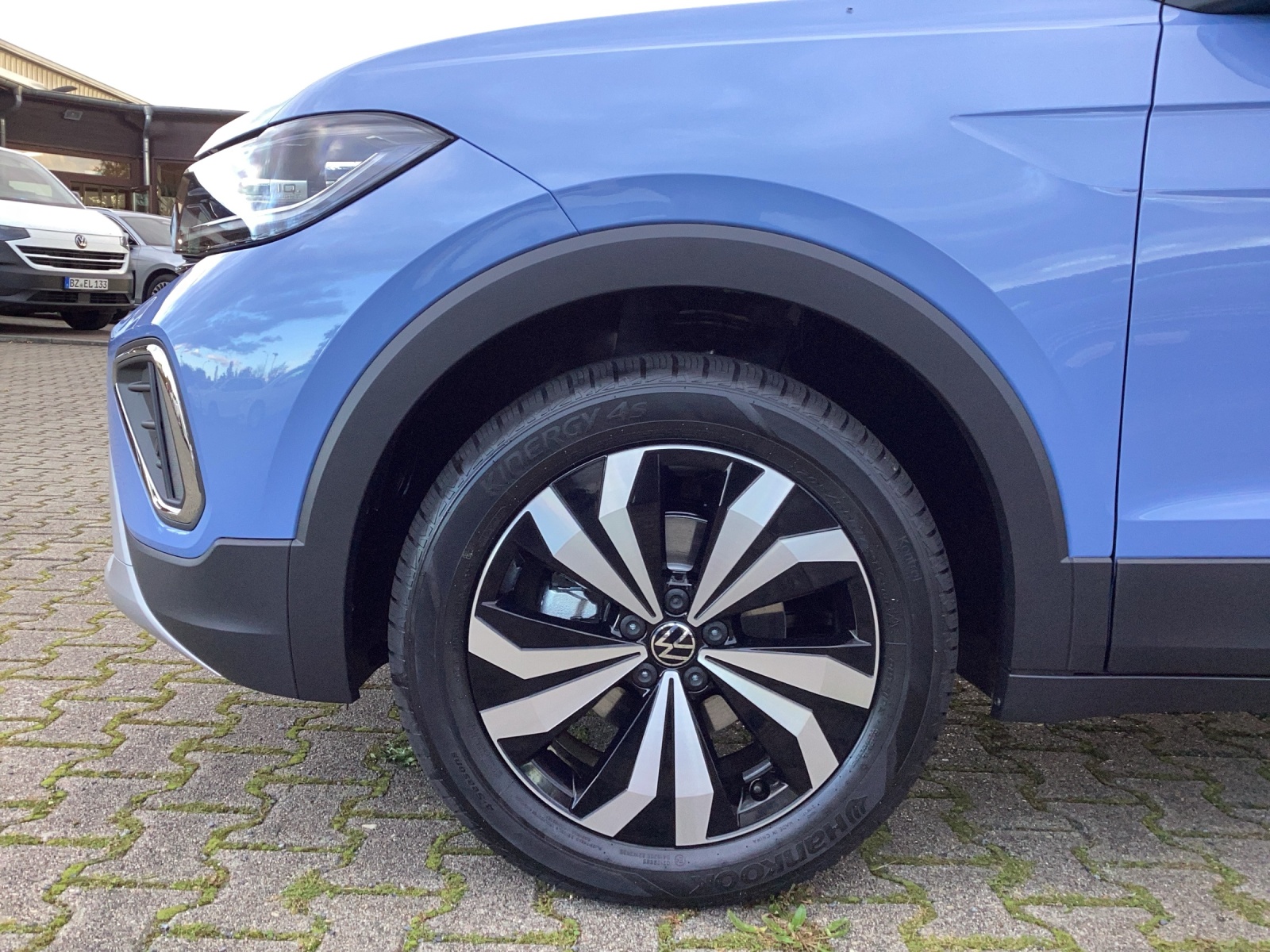 Fahrzeugabbildung Volkswagen T-Cross Style LED DAB ACC Rear View