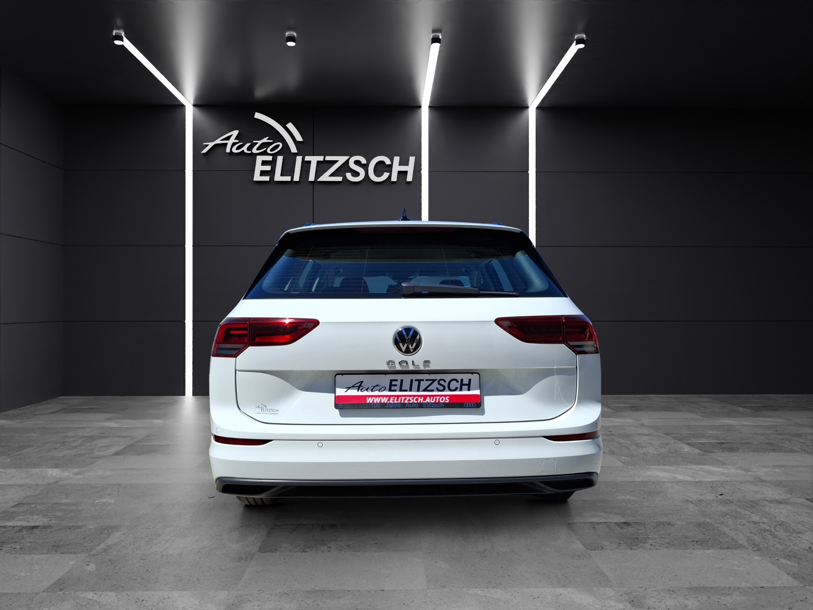 Fahrzeugabbildung Volkswagen Golf VIII Variant TDI Life LED CarPlay AID ACC PDC SH LM