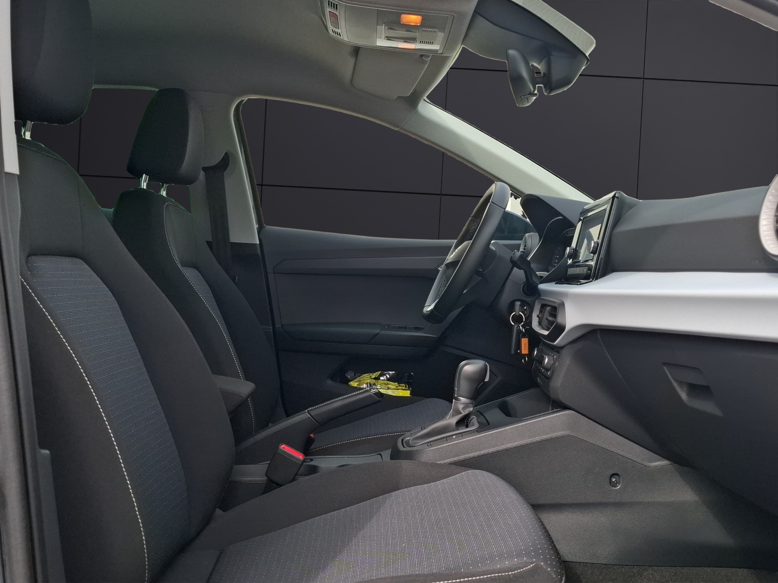 Fahrzeugabbildung SEAT Ibiza TSI Style DSG LED APP AID ACC RFK SHZ