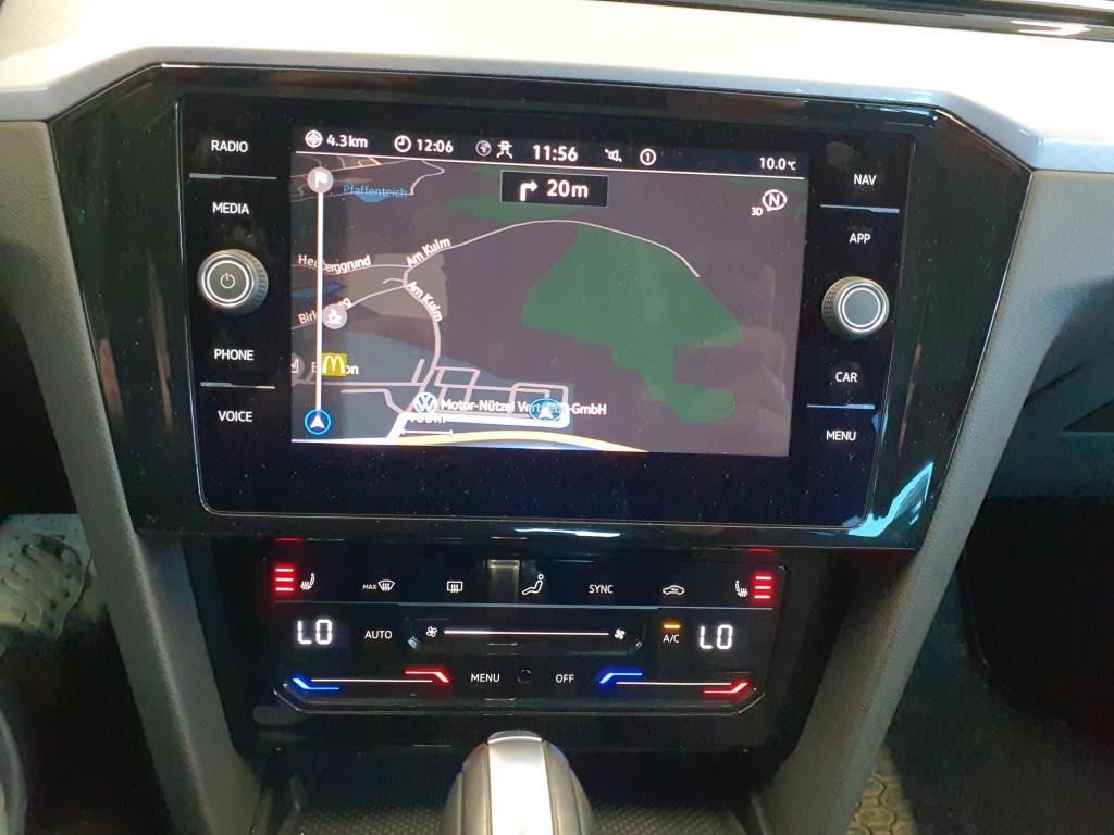 Fahrzeugabbildung Volkswagen Passat Variant TSI Business DSG Matrix Navi ACC RFK SH