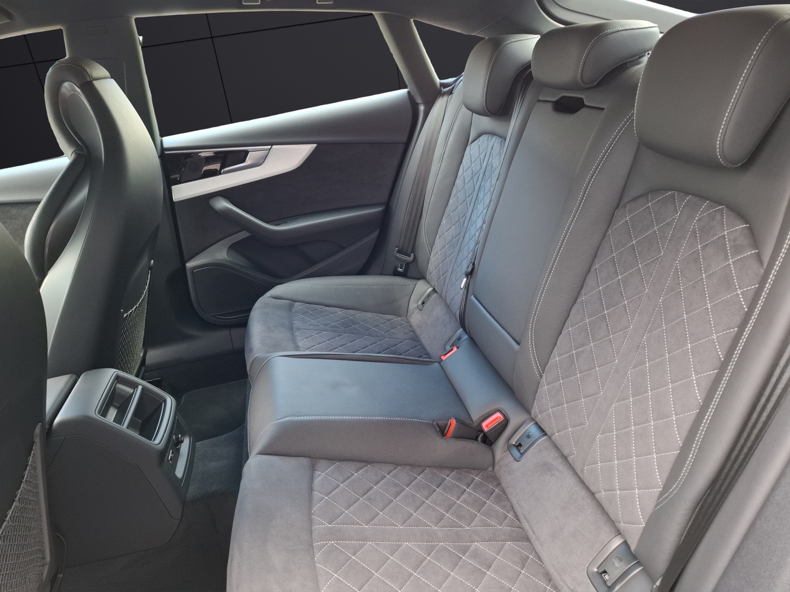 Fahrzeugabbildung Audi A5 Sportback 50 TDI quattro STH Matrix AHK Navi AVC ACC