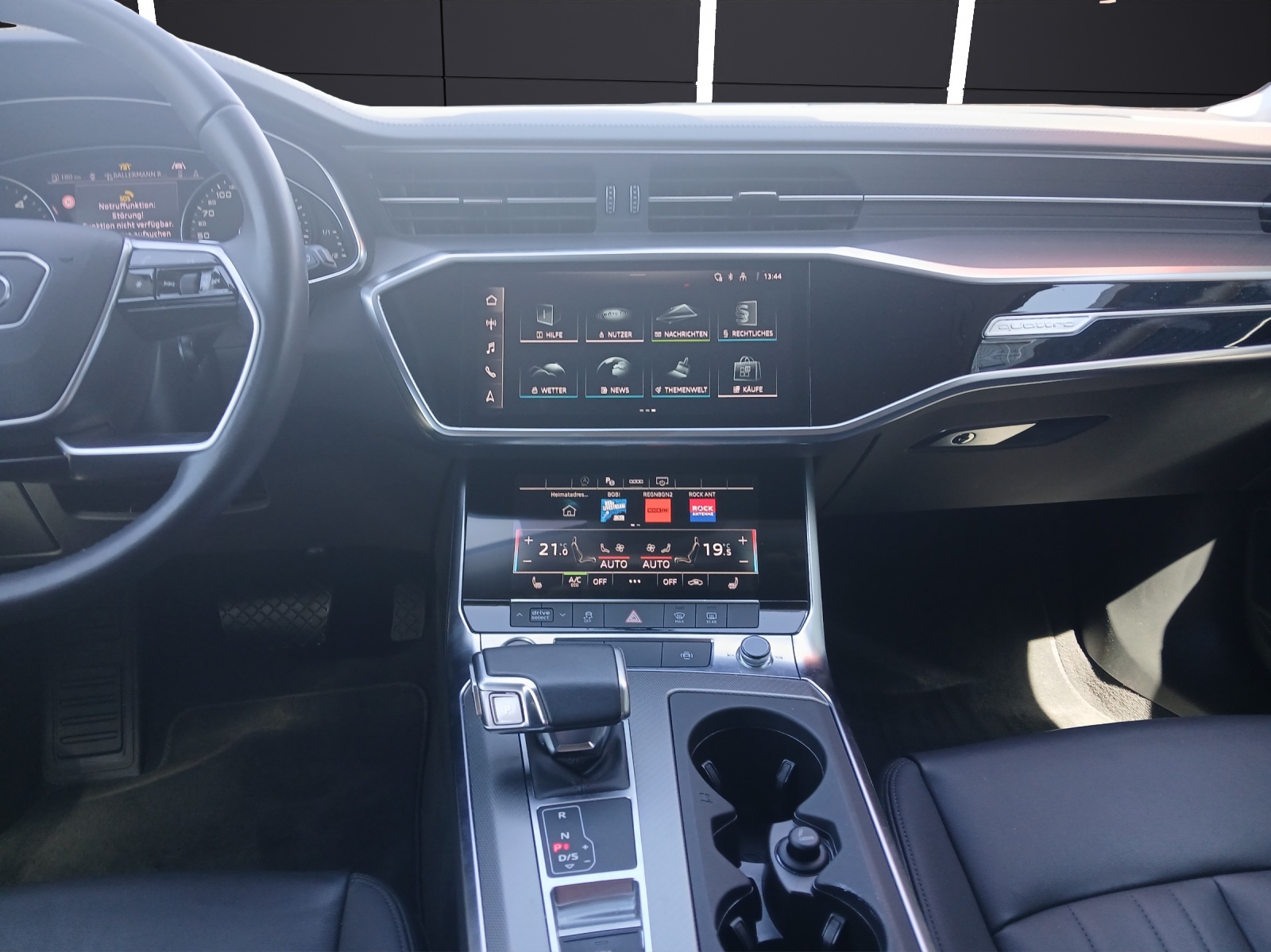 Fahrzeugabbildung Audi A6 Avant 40 TDI design quattro S-tronic Matrix AHK Navi ACC RFK