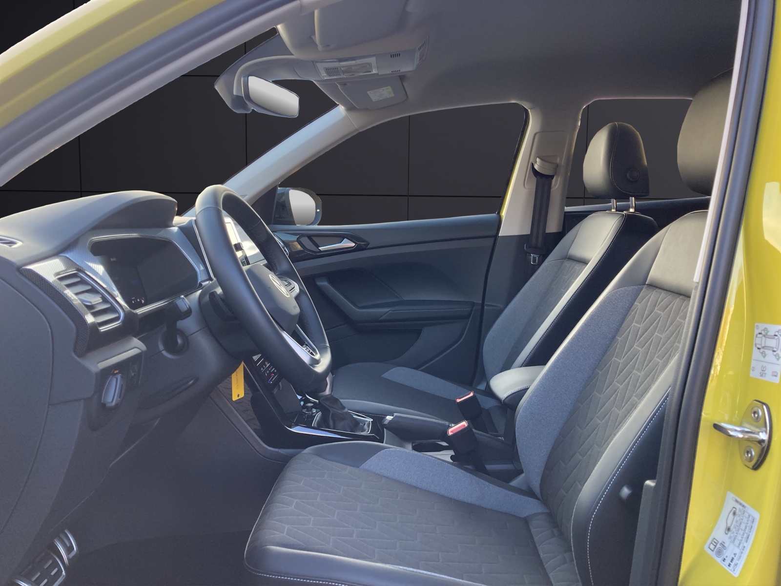 Fahrzeugabbildung Volkswagen T-CROSS TSI GOAL DSG LED Navi ACC SH VC