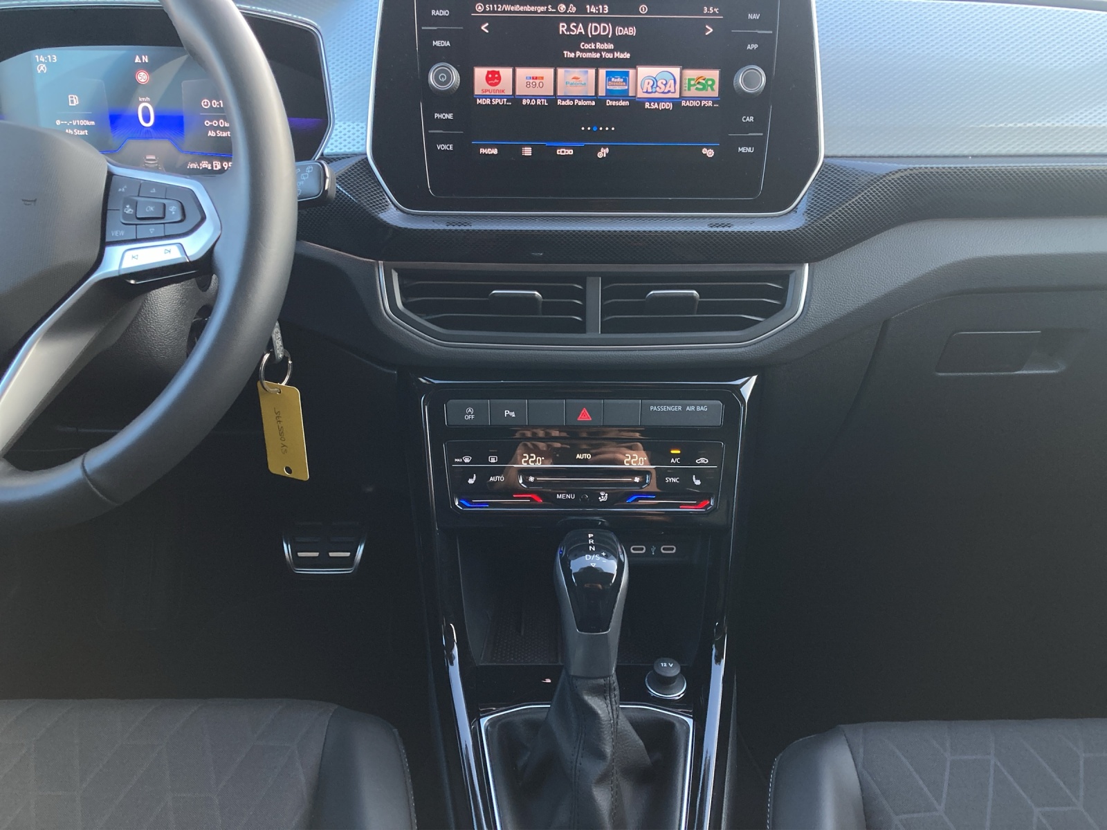 Fahrzeugabbildung Volkswagen T-CROSS TSI GOAL DSG LED Navi ACC SH VC