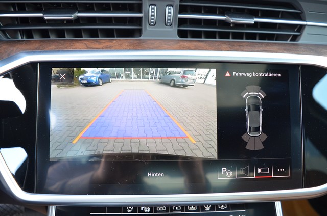 Fahrzeugabbildung Audi A6 55 TFSI quattro exclusiv Standhzg Matrix Navi Leder HUD AVC Pano B&O SHZ