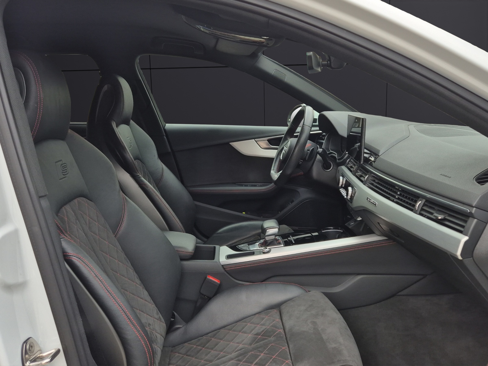 Fahrzeugabbildung Audi A4 Avant 50 TDI quattro S-line Standhzg. Matrix Navi B&O GRA RFK SH 19