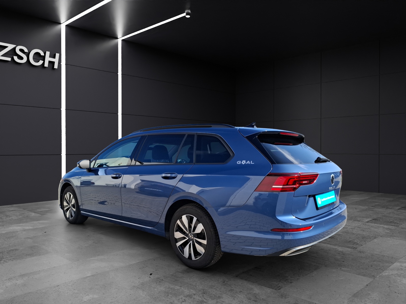 Fahrzeugabbildung Volkswagen Golf VIII Variant TSI Goal Standhzg. LED CarPlay AID ACC RFK SH LM