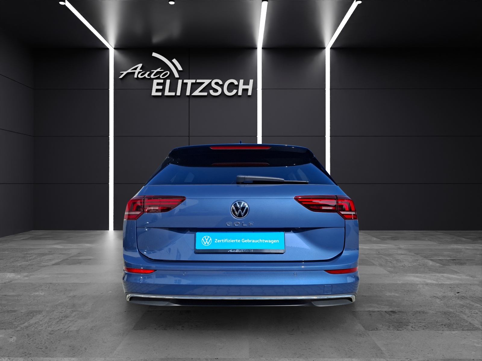 Fahrzeugabbildung Volkswagen Golf VIII Variant TSI Goal Standhzg. LED CarPlay AID ACC RFK SH LM