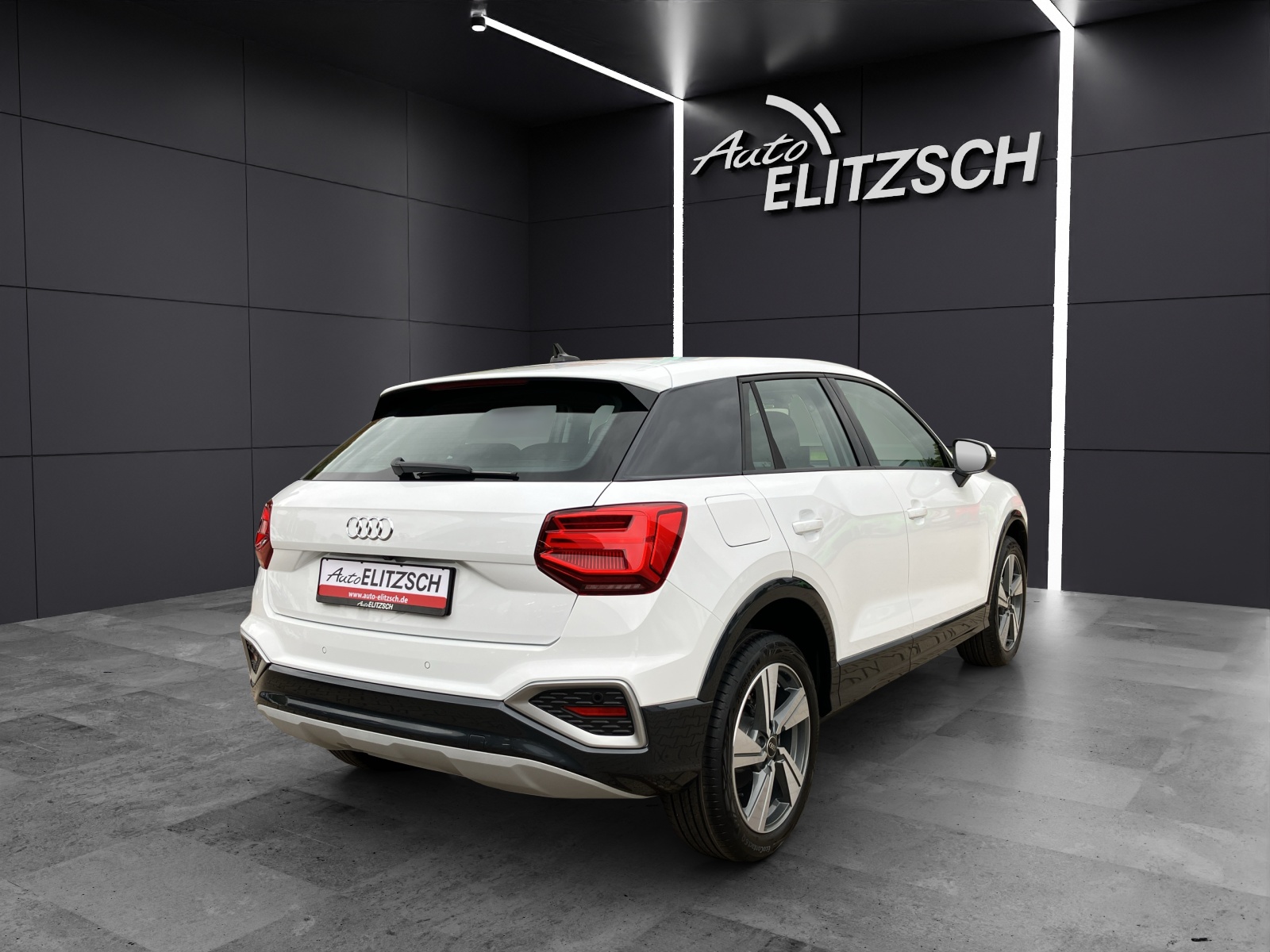 Fahrzeugabbildung Audi Q2 35 TFSI advanced Matrix GRA Vorb. Navi