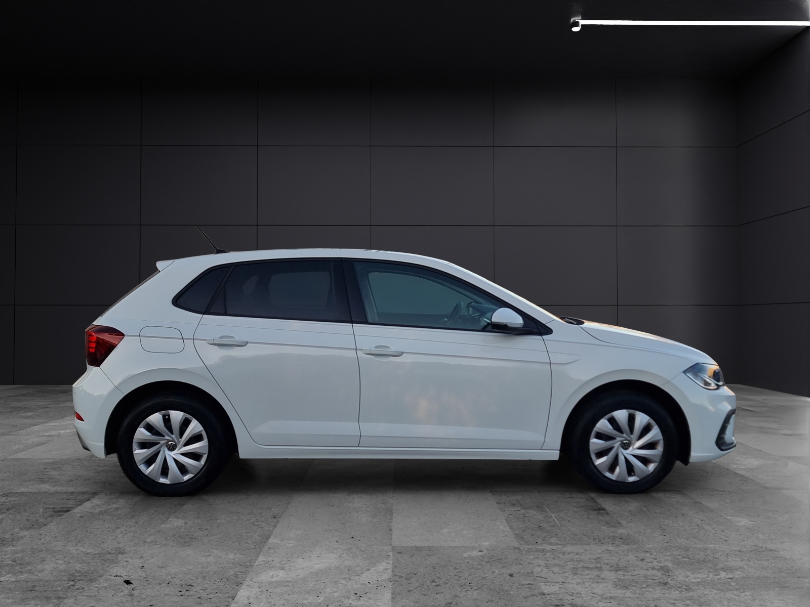Fahrzeugabbildung Volkswagen Polo Life TSI LED SH PDC DAB+ WeConnect Klima
