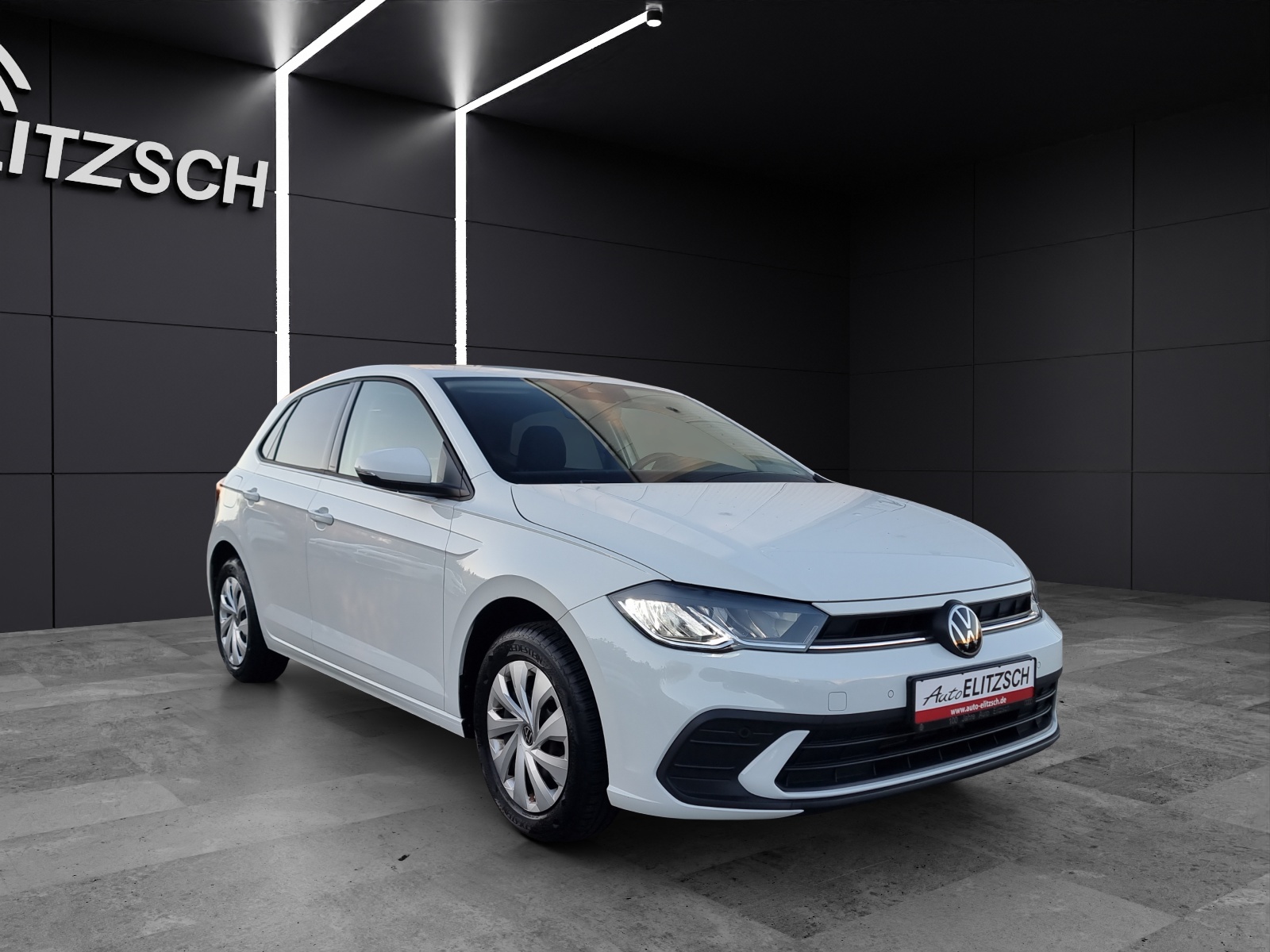 Fahrzeugabbildung Volkswagen Polo Life TSI LED SH PDC DAB+ WeConnect Klima