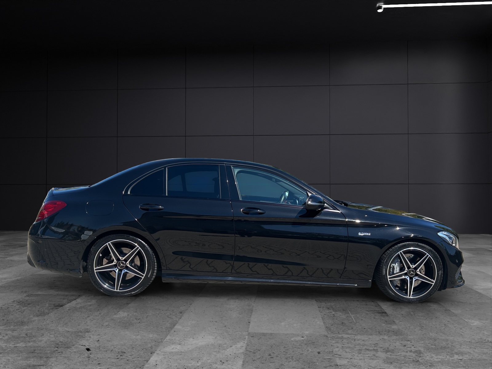 Fahrzeugabbildung Mercedes-Benz C 43 AMG 4Matic LED Navi SHZ 360° Night-Paket Schiebedach