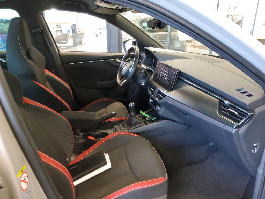 Fahrzeugabbildung SKODA Kamiq TSI Monte Carlo LED Navi AID Pano ACC PDC SH 18