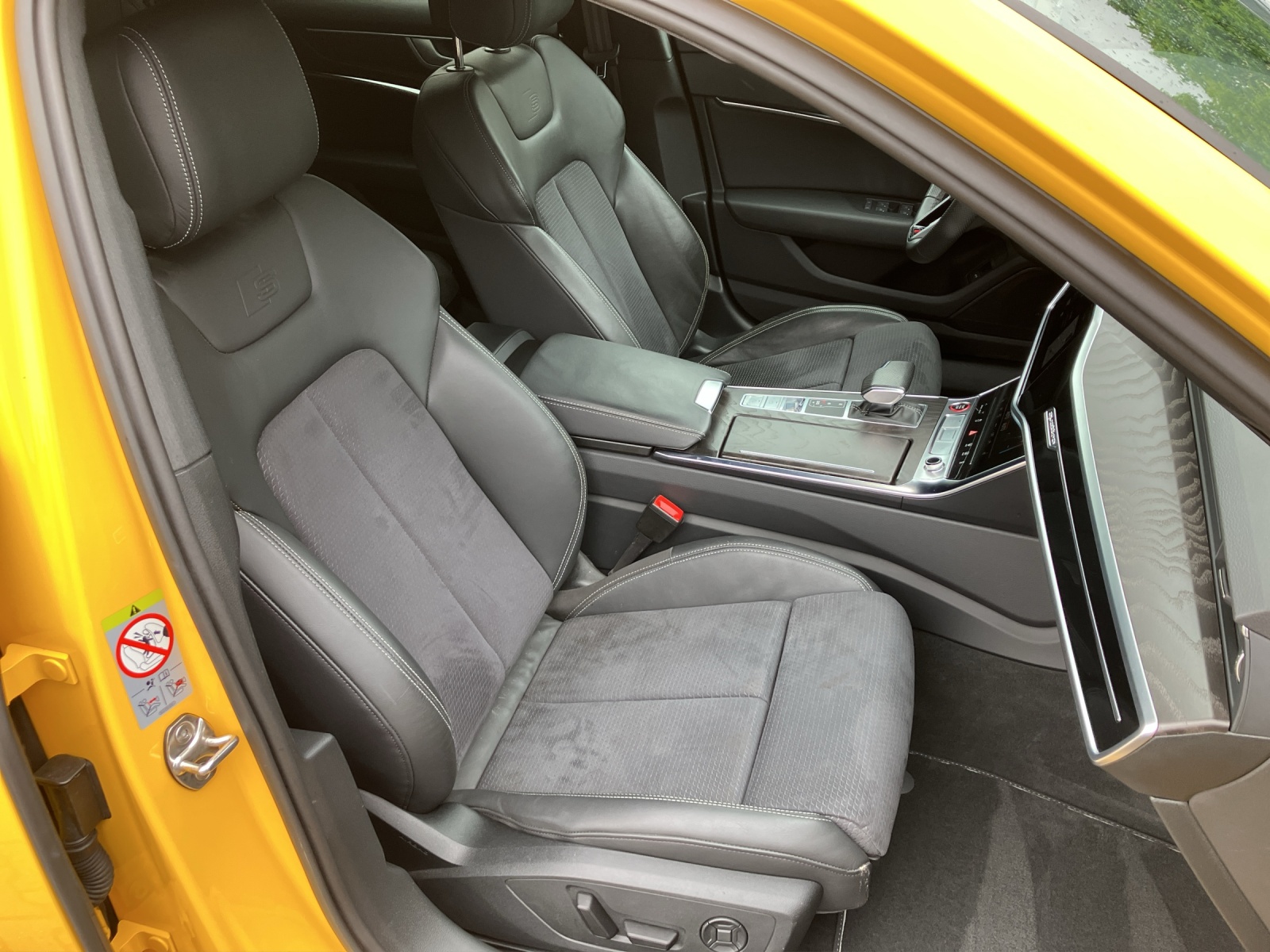 Fahrzeugabbildung Audi S6 Avant TDI quattro MATRIX Standh.ACC