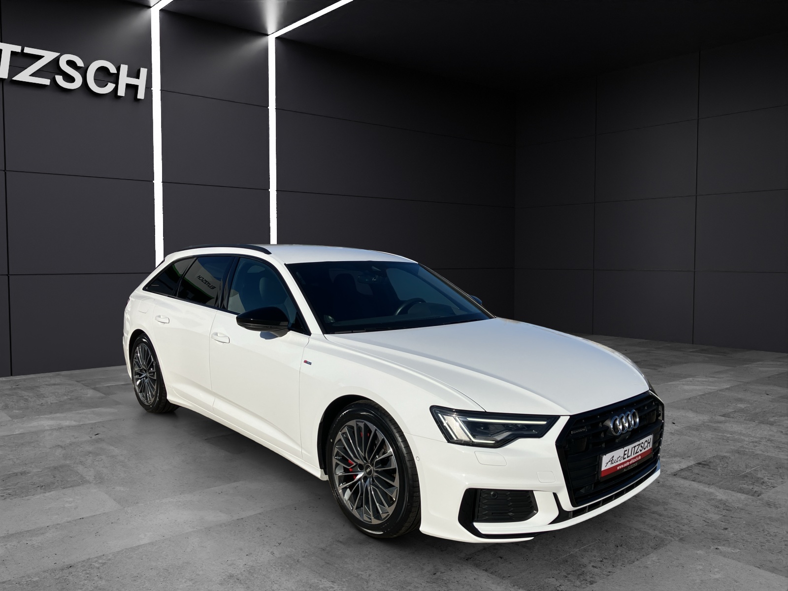 Fahrzeugabbildung Audi A6 Avant 55 TFSI e Q sport S line MATRIX ACC AHK 19