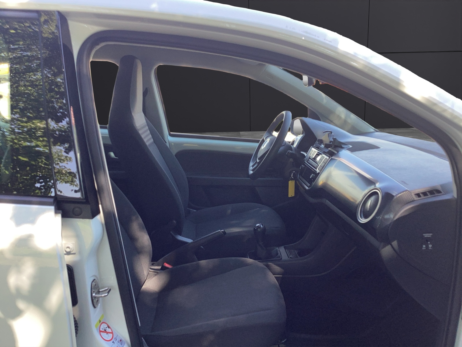 Fahrzeugabbildung Volkswagen up! GRA NSW REAR VIEW CLIMATRONIC