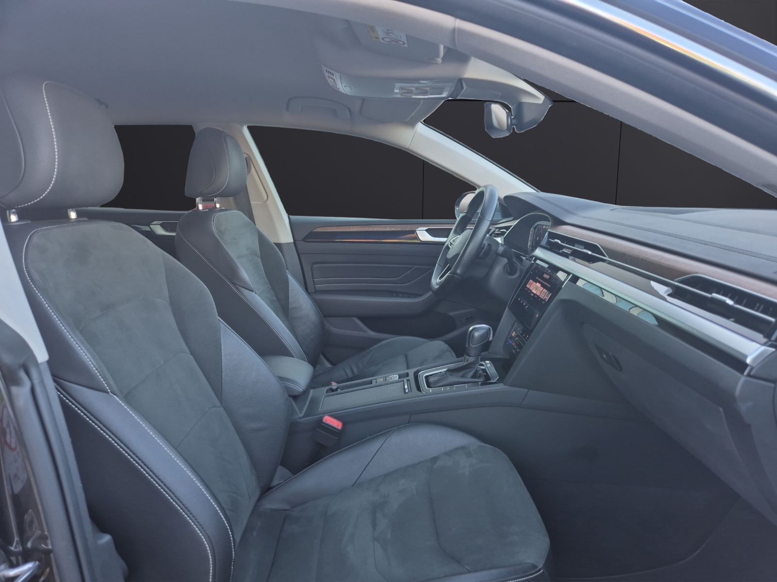 Fahrzeugabbildung Volkswagen Arteon SB TDI Elegance DSG 4M LED AHK Navi AID ACC SH 19