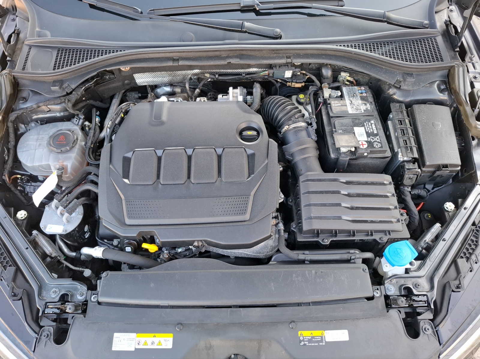 Fahrzeugabbildung SKODA Superb Combi TDI L&K DSG 4x4, STH Matrix Návi AID ACC 360° Leder 18