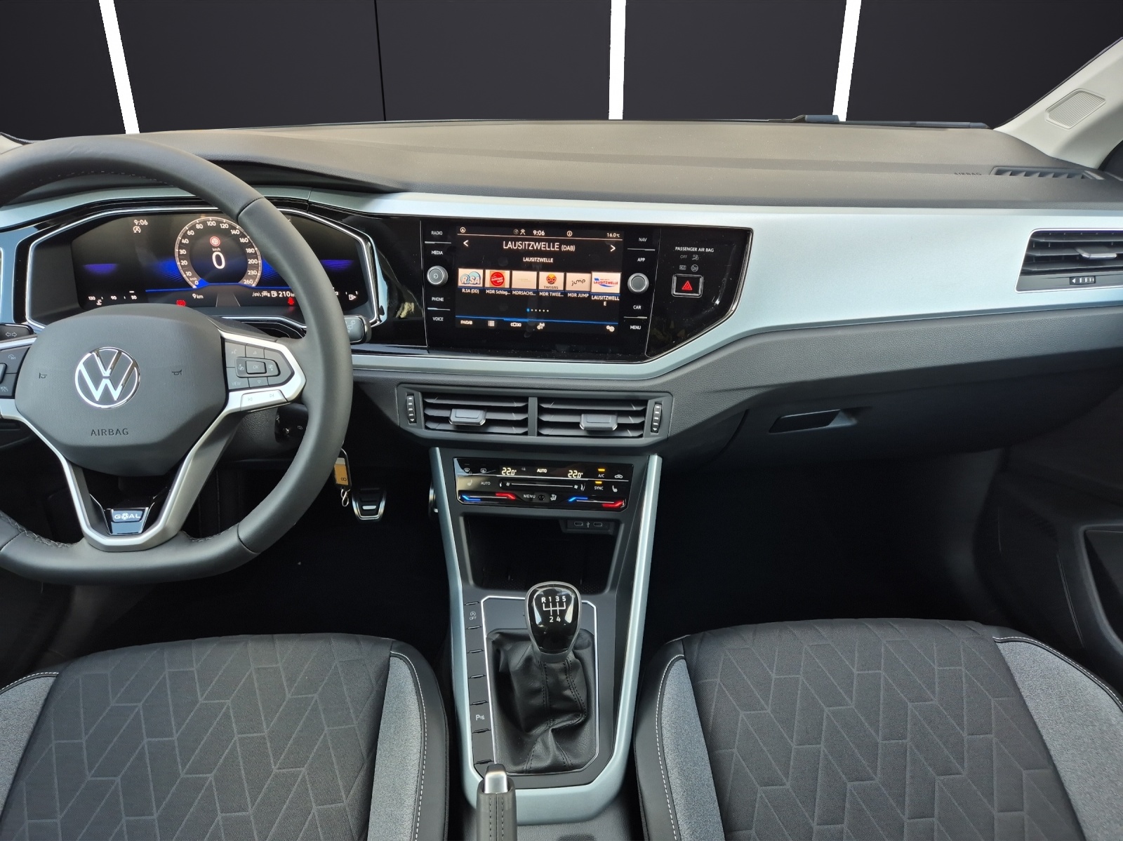 Fahrzeugabbildung Volkswagen Polo Goal LED, DAB +, AUTO LIGHT ASSIST , ACC