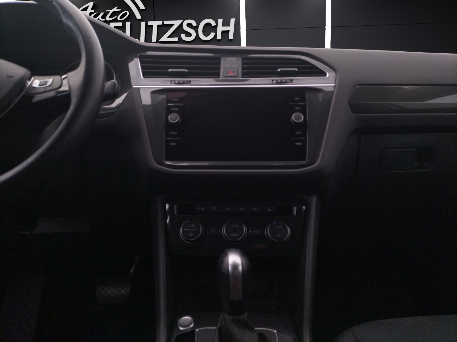 Fahrzeugabbildung Volkswagen Tiguan Allspace Highline 4M TDI DSG LED ACC AHK SHZ PDC Navi