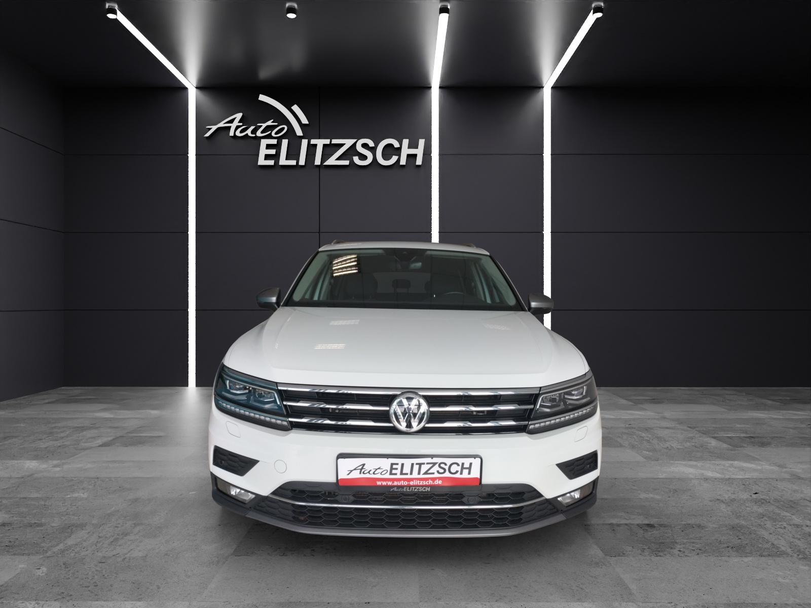 Fahrzeugabbildung Volkswagen Tiguan Allspace Highline 4M TDI DSG LED ACC AHK SHZ PDC Navi