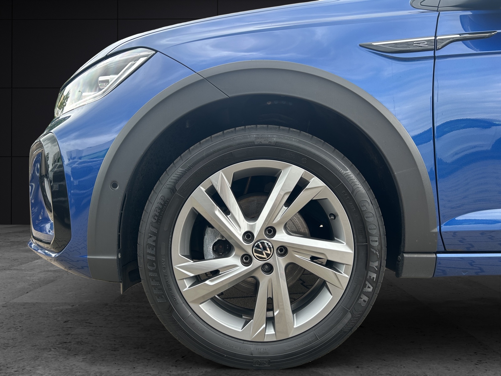 Fahrzeugabbildung Volkswagen Taigo DSG R-Line MATRIX ACC Kamera