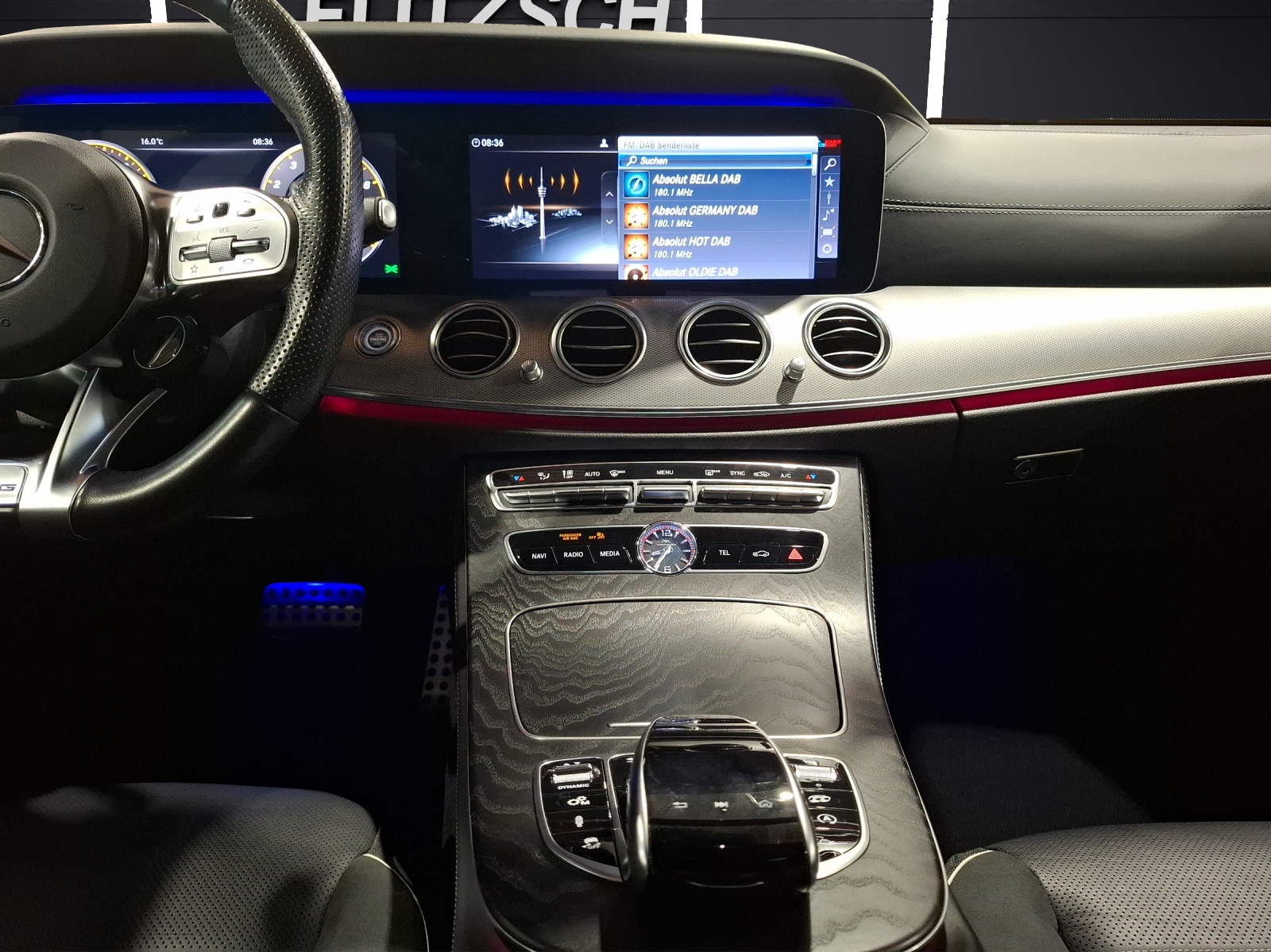 Fahrzeugabbildung Mercedes-Benz E Limousine E 63 S AMG 4Matic+ MultiBeam Navi Pano Sport-AGA