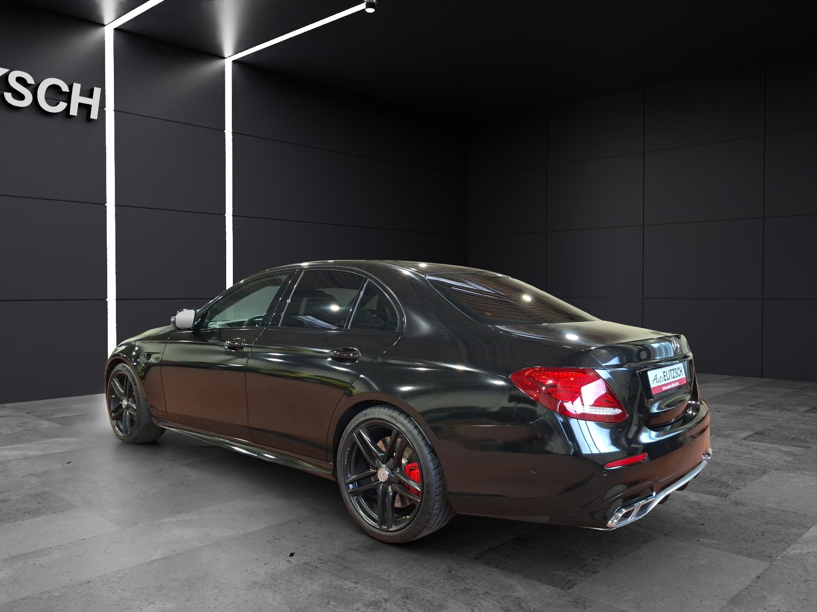 Fahrzeugabbildung Mercedes-Benz E Limousine E 63 S AMG 4Matic+ MultiBeam Navi Pano Sport-AGA