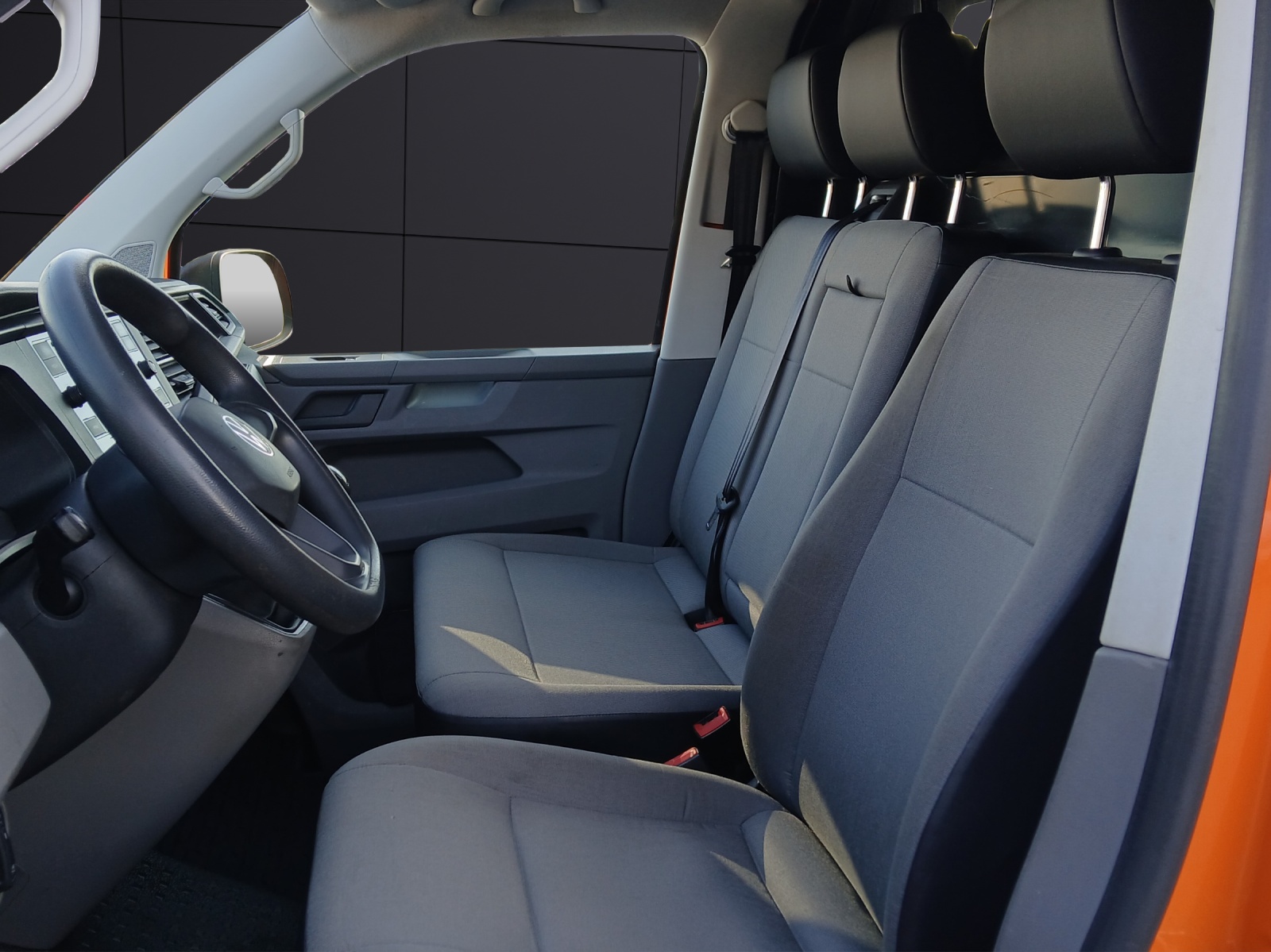 Fahrzeugabbildung Volkswagen T6 Transporter T6.1 TDI EcoProfi LR AHK Klima