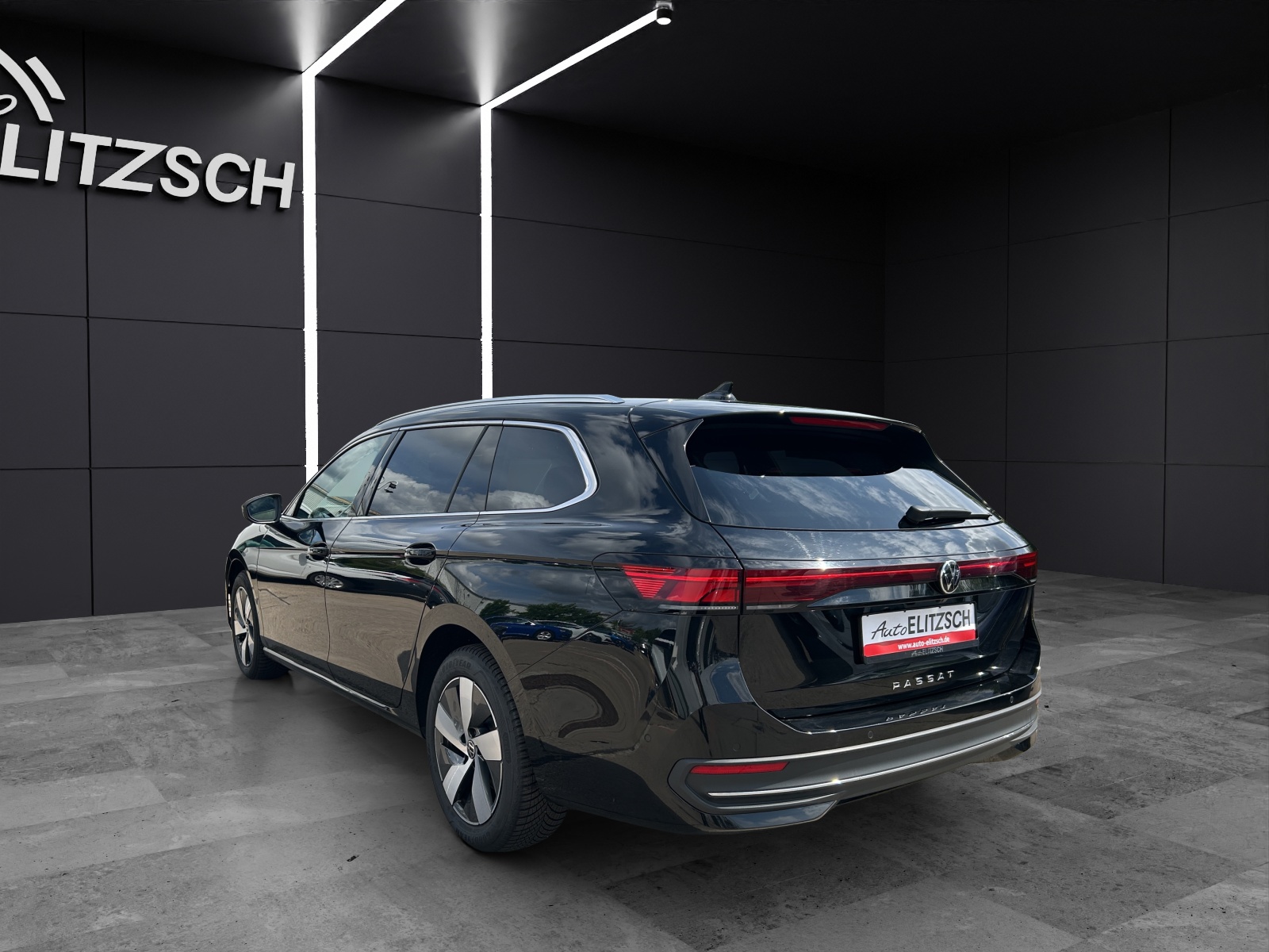 Fahrzeugabbildung Volkswagen Passat Variant Business TDI DSG LED ACC AHK SHZ Massage AreaView Navi