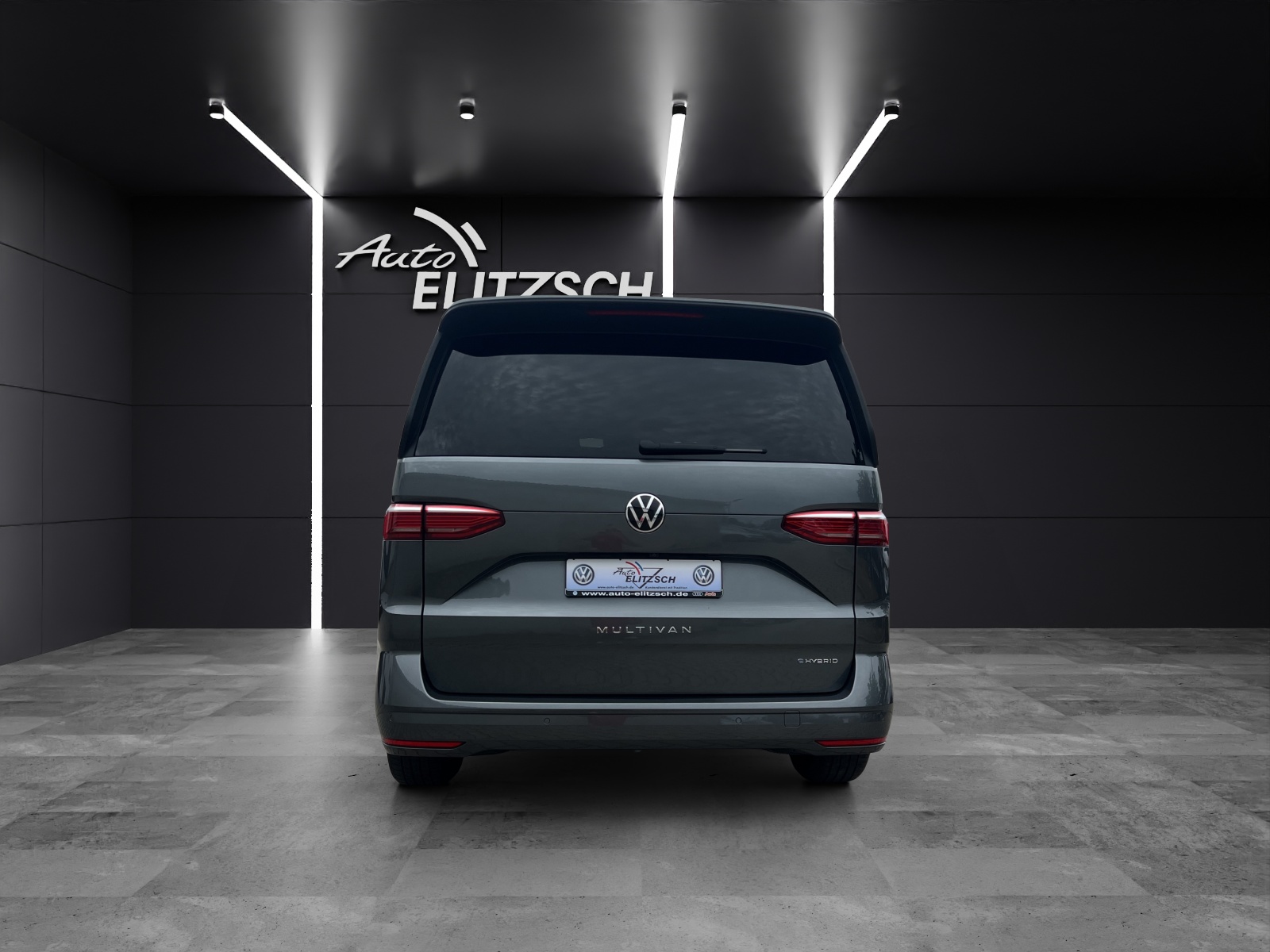 Fahrzeugabbildung Volkswagen T7 Multivan eHybrid Life Standhzg. LED AHK Navi AID ACC RFK SH