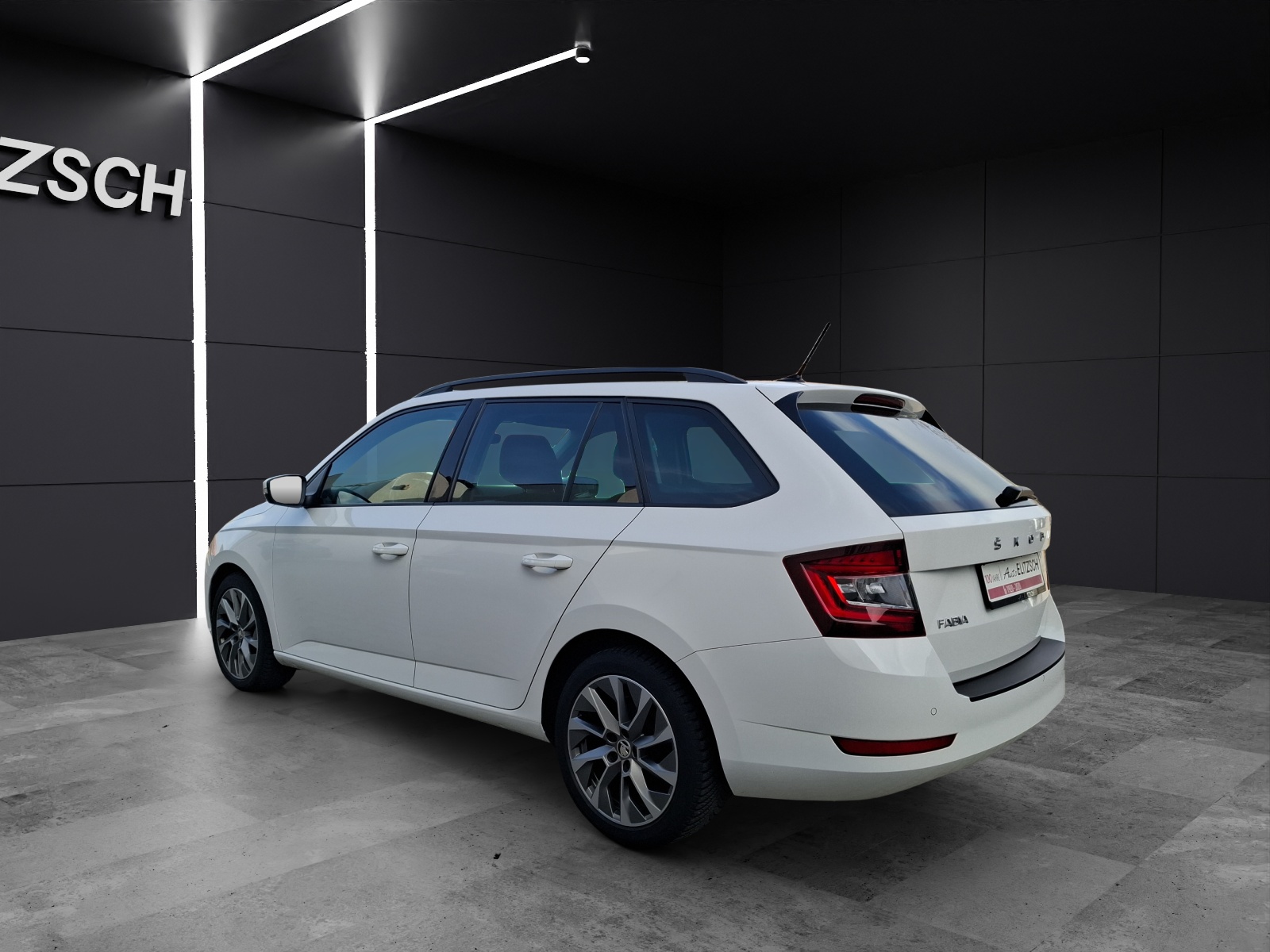 Fahrzeugabbildung SKODA Fabia Combi TSI Ambition LED Navi ACC PDC SH LM