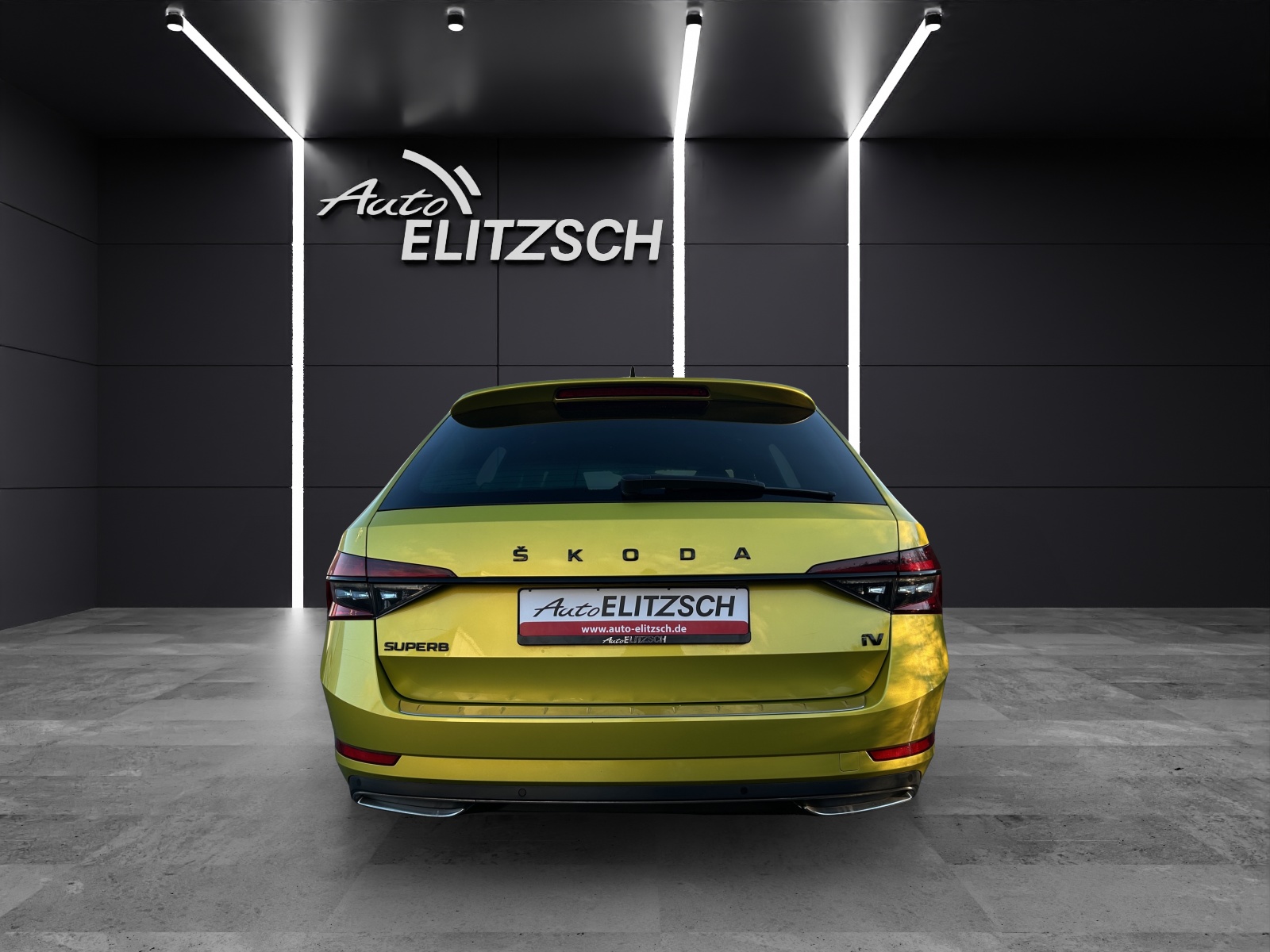 Fahrzeugabbildung SKODA Superb Combi Sportline iV Matrix STH AHK SH PANO Canton Navi Klima