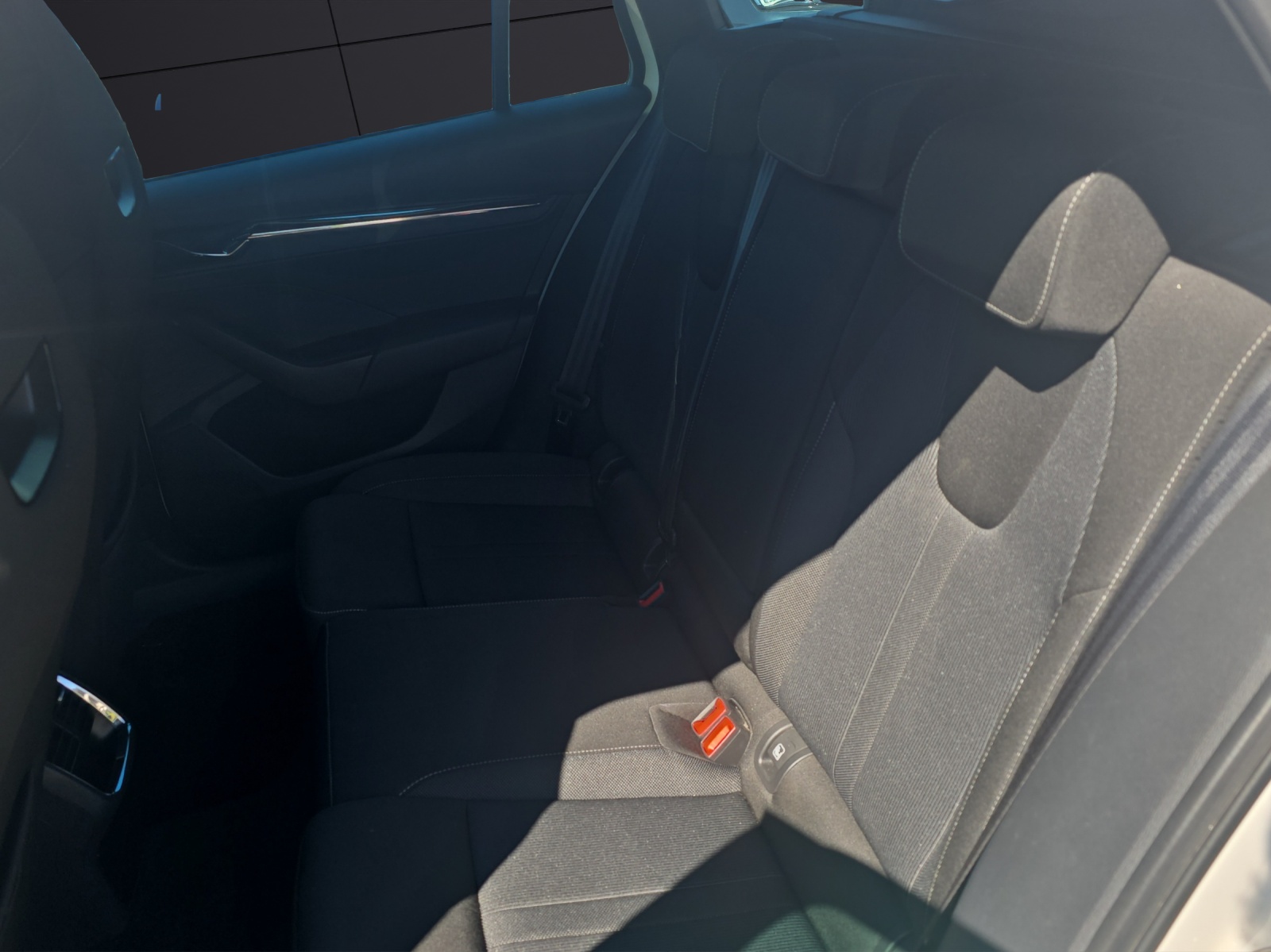 Fahrzeugabbildung SKODA Octavia Combi Style 1.5 TSI Matrix Navi AHK ACC SHZ