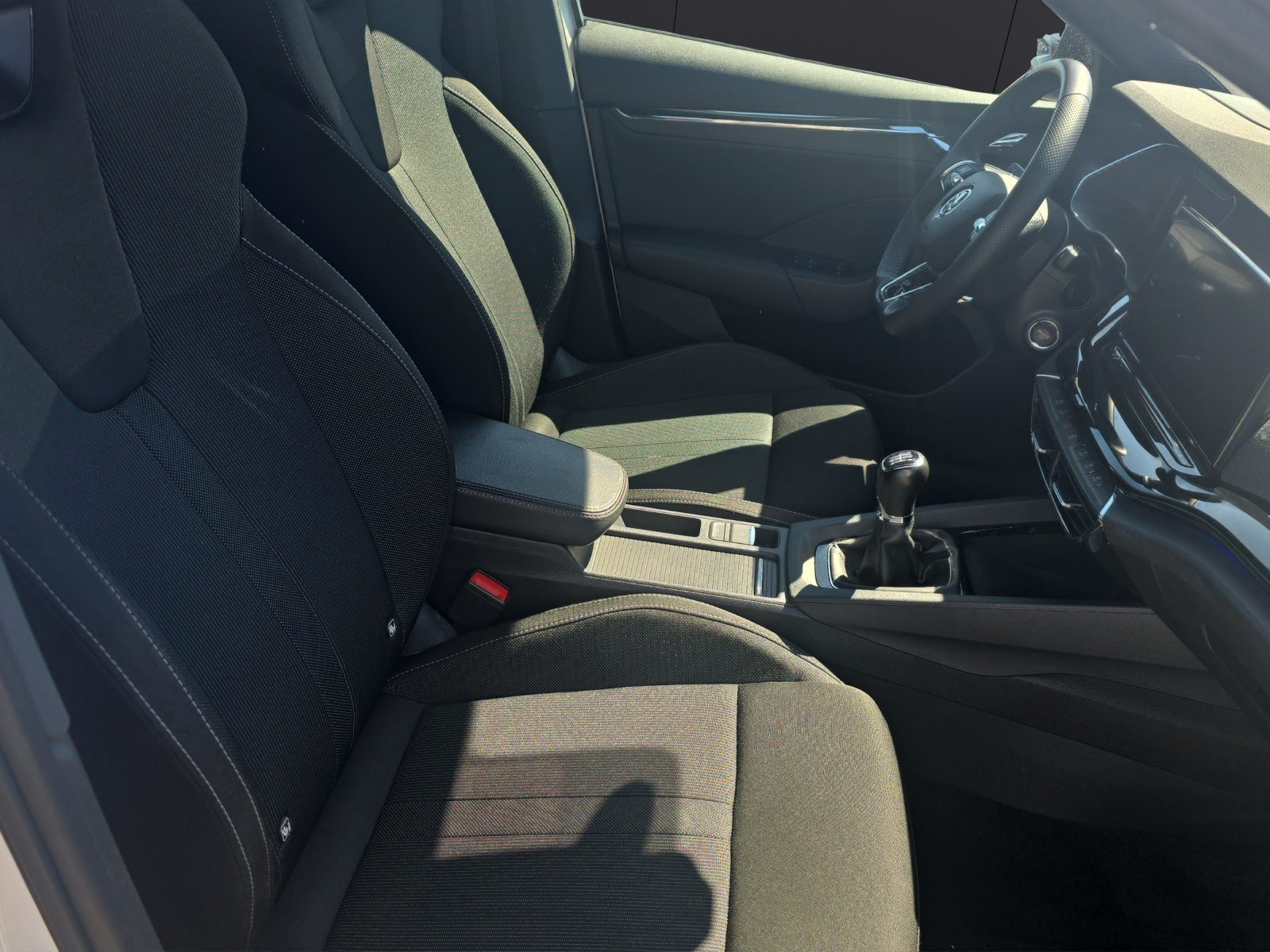 Fahrzeugabbildung SKODA Octavia Combi Style 1.5 TSI Matrix Navi AHK ACC SHZ