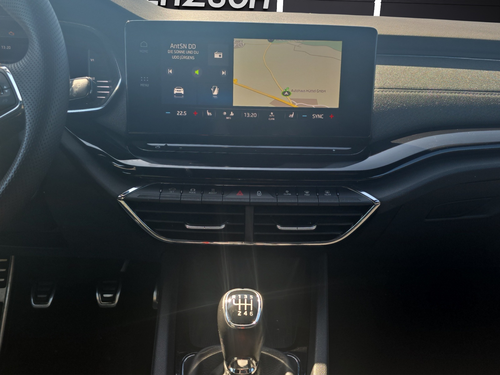 Fahrzeugabbildung SKODA Octavia Combi Style 1.5 TSI Matrix Navi AHK ACC SHZ