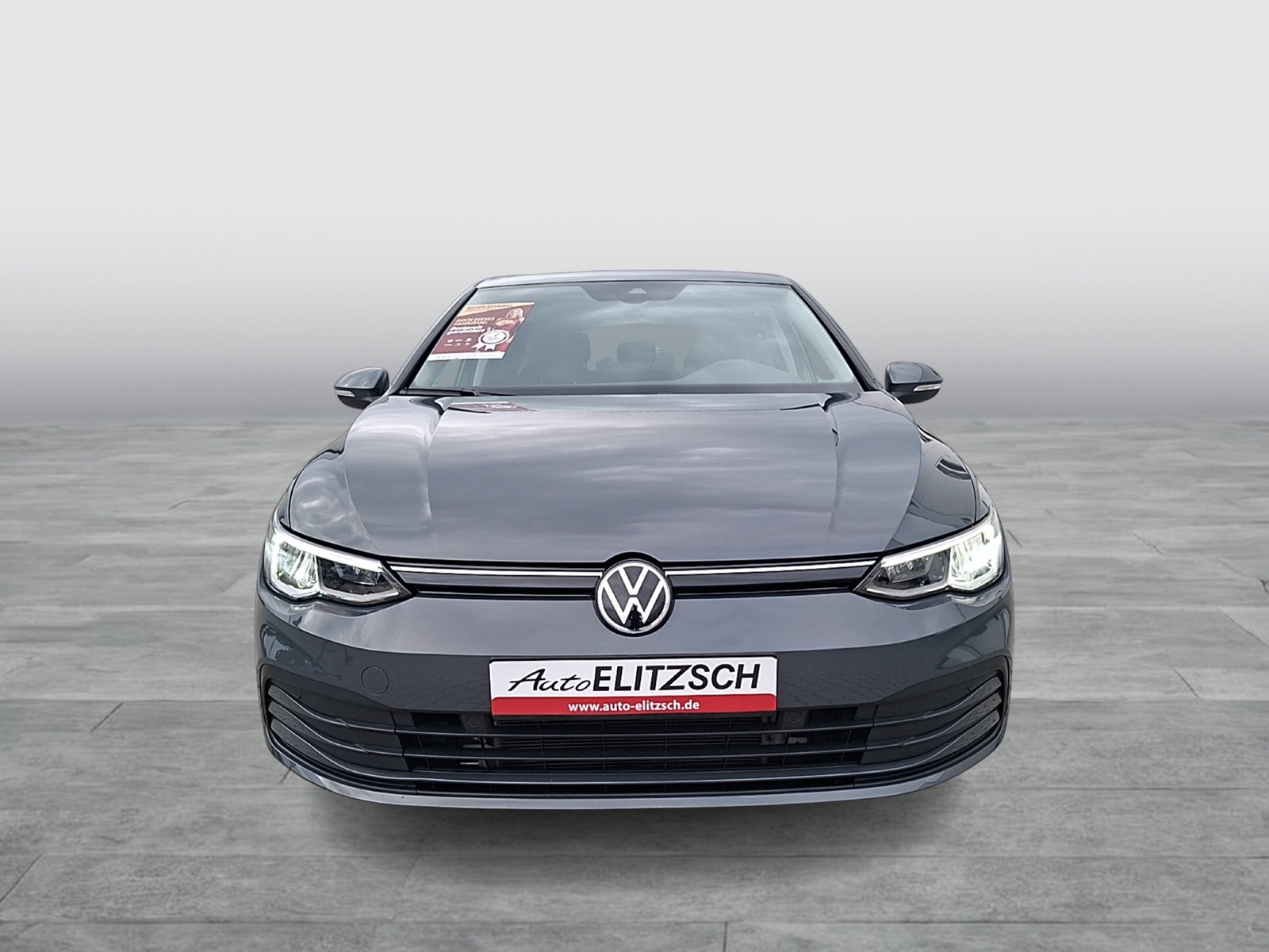 Fahrzeugabbildung Volkswagen Golf VIII TDI Life LED AHK Navi AID ACC PDC SHZ