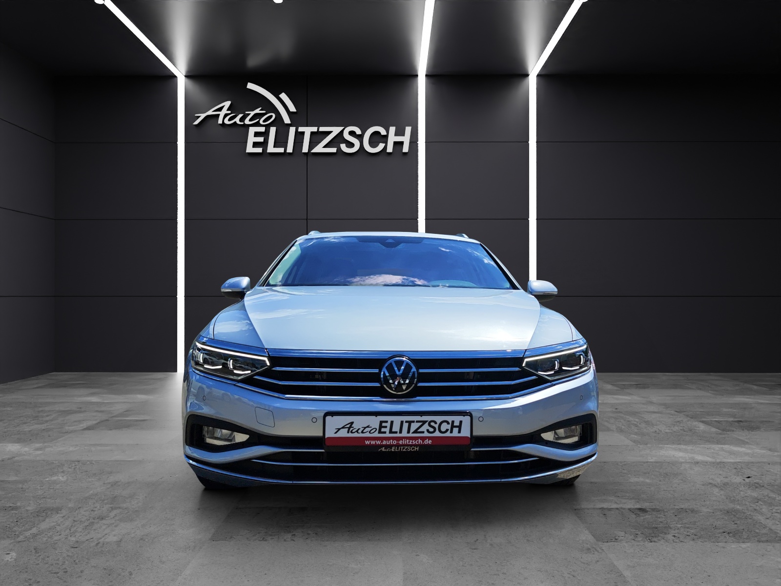 Fahrzeugabbildung Volkswagen Passat Variant TSI Elegance DSG 4M Matrix Navi ACC Sthzg. DCC Pano SH